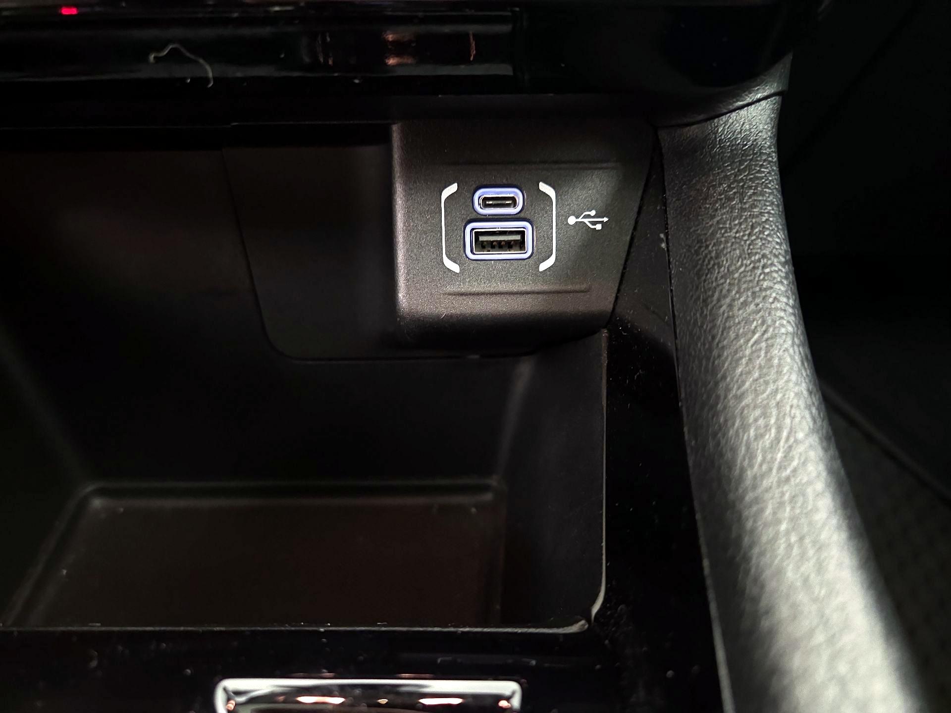 Thumbnail: 2022 Jeep Compass - 18