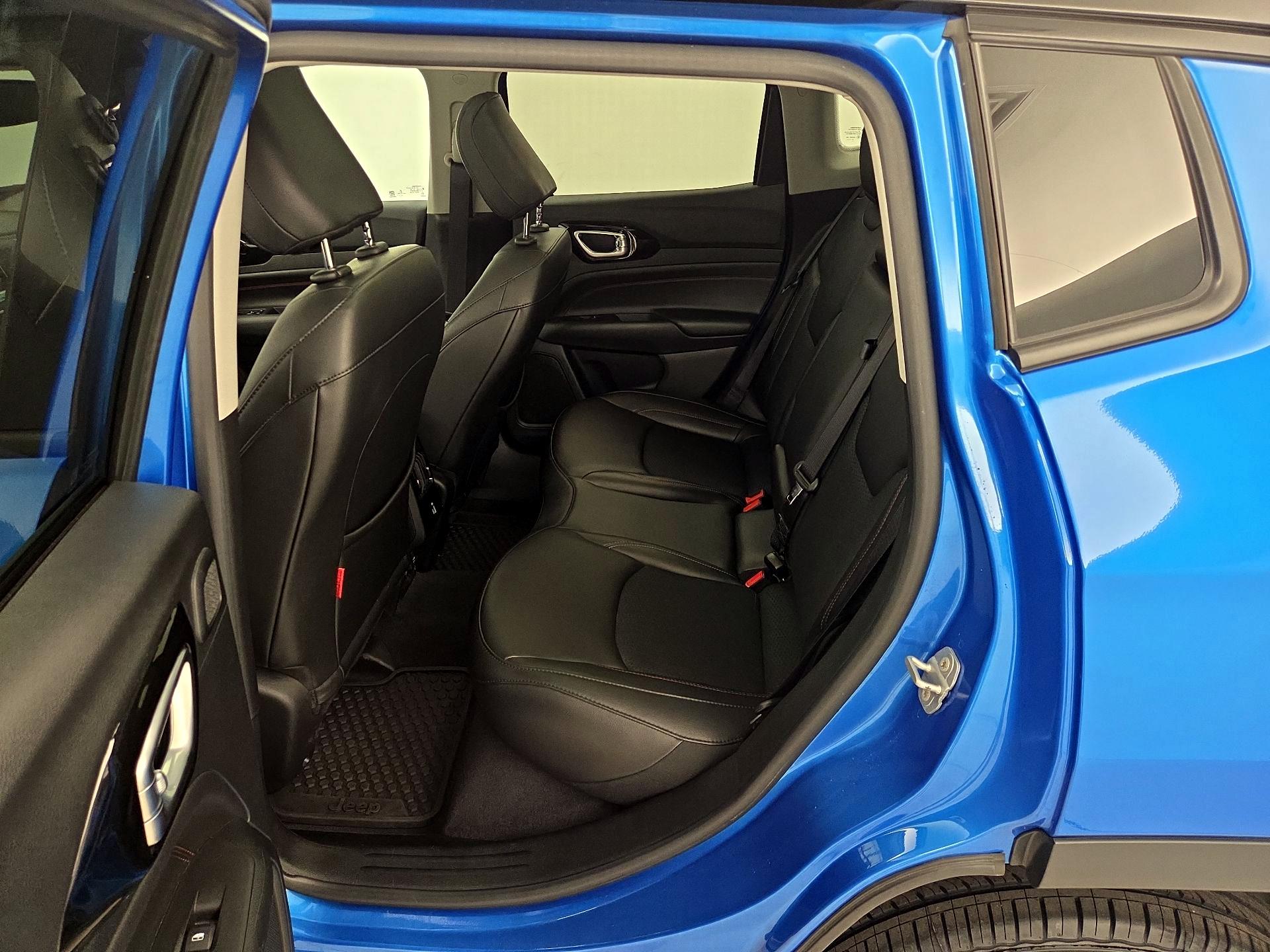 Thumbnail: 2022 Jeep Compass - 20