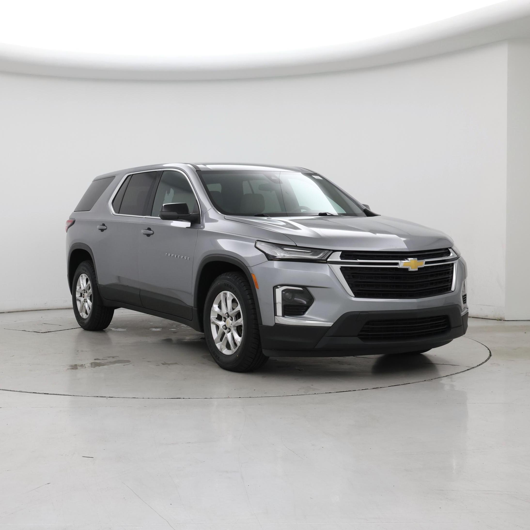 Gray 2023 Chevrolet Traverse SUV / Crossover Four-Wheel Drive Automatic
