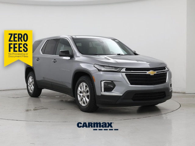 Gray 2023 Chevrolet Traverse SUV / Crossover Four-Wheel Drive Automatic