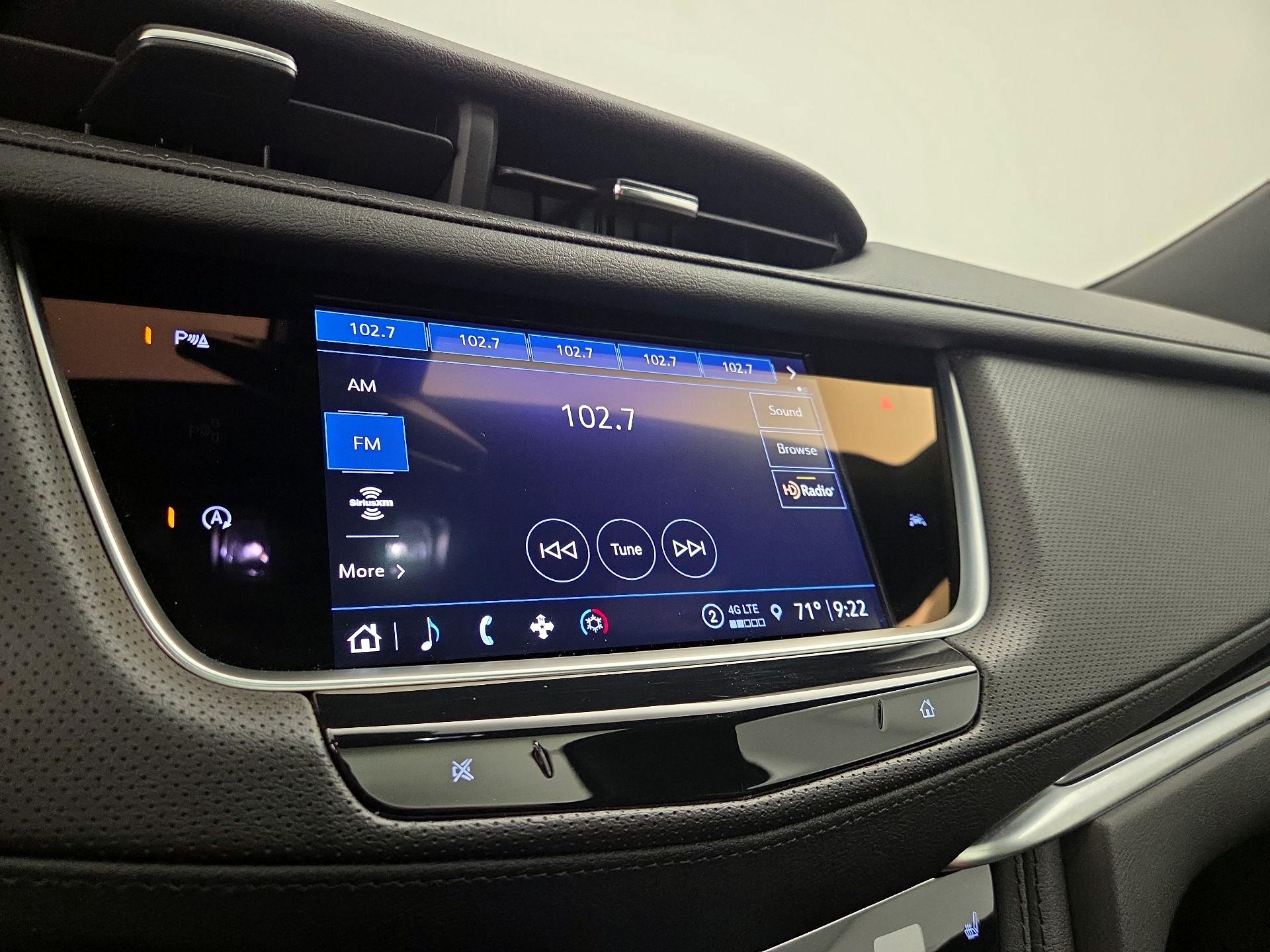Thumbnail: 2024 Cadillac XT6 - 15