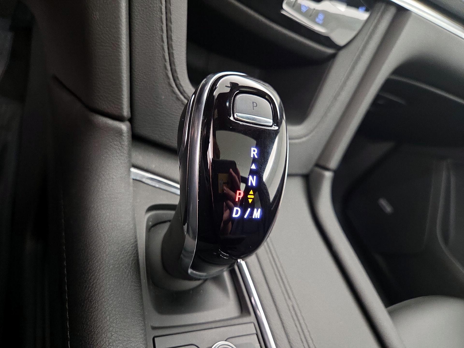 Thumbnail: 2024 Cadillac XT6 - 17