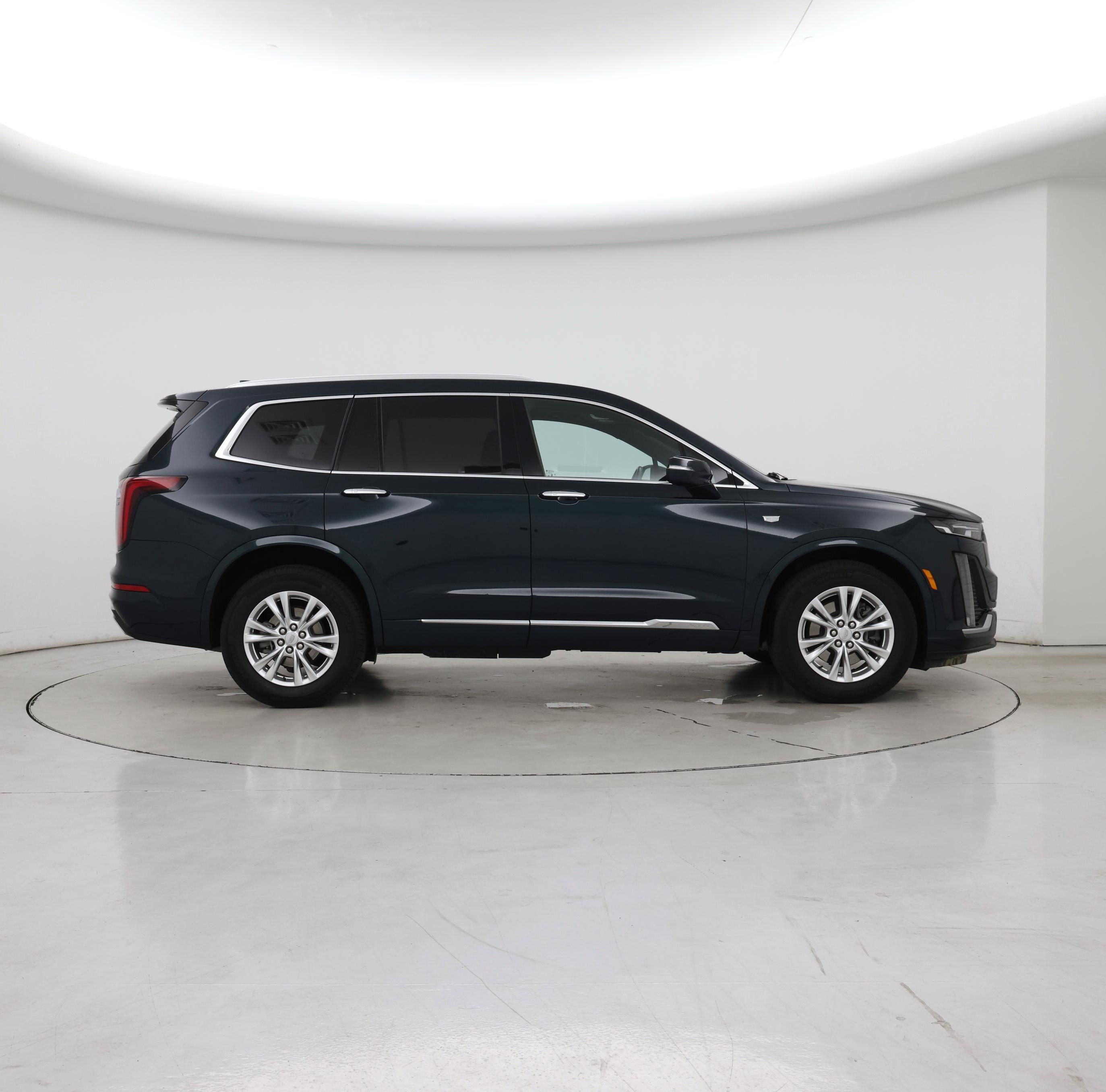 Thumbnail: 2024 Cadillac XT6 - 7