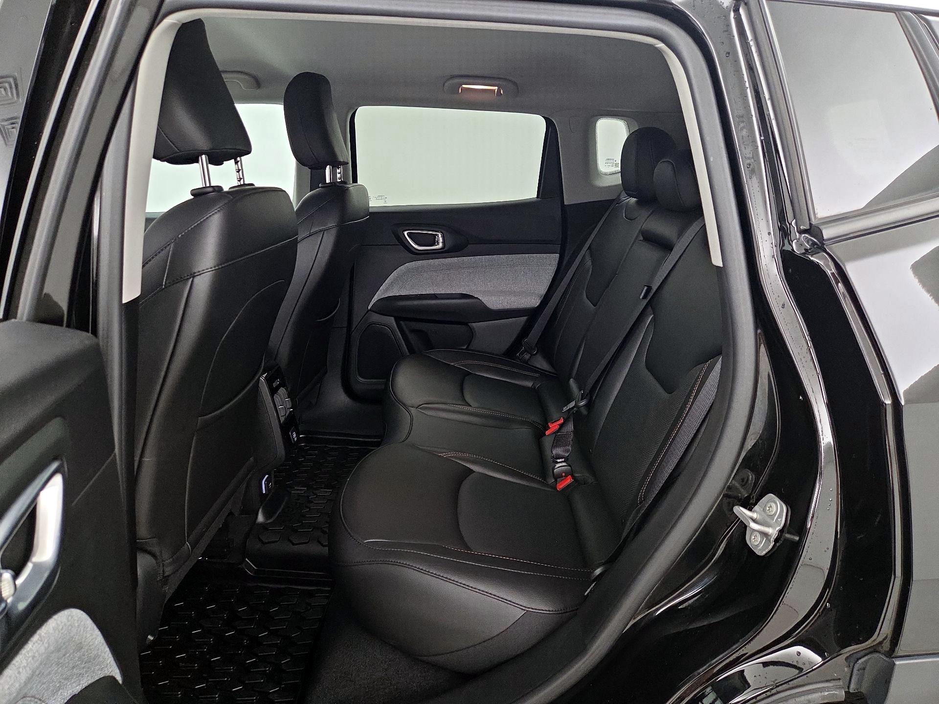 Thumbnail: 2022 Jeep Compass - 19