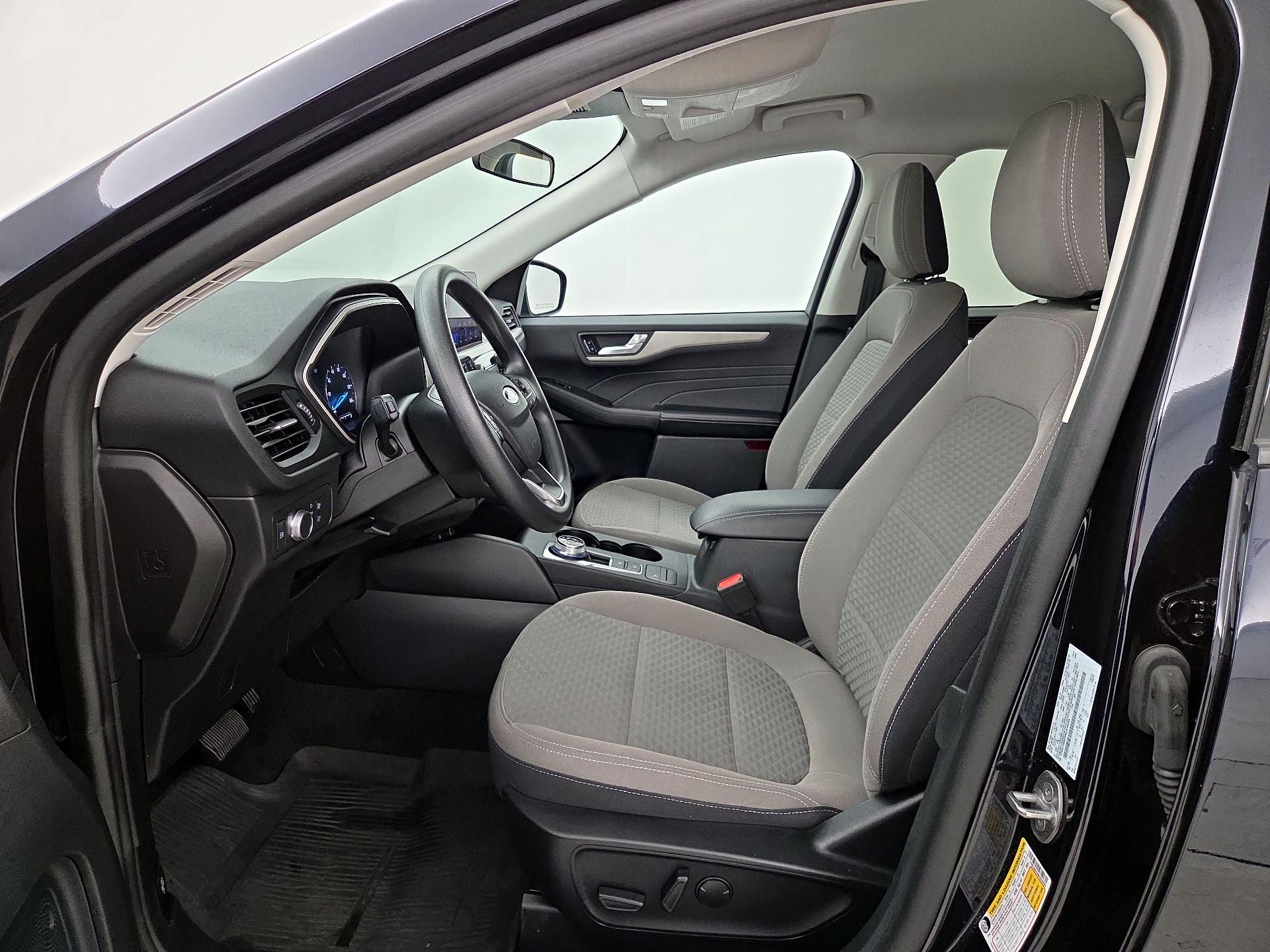 Thumbnail: 2021 Ford Escape - 11