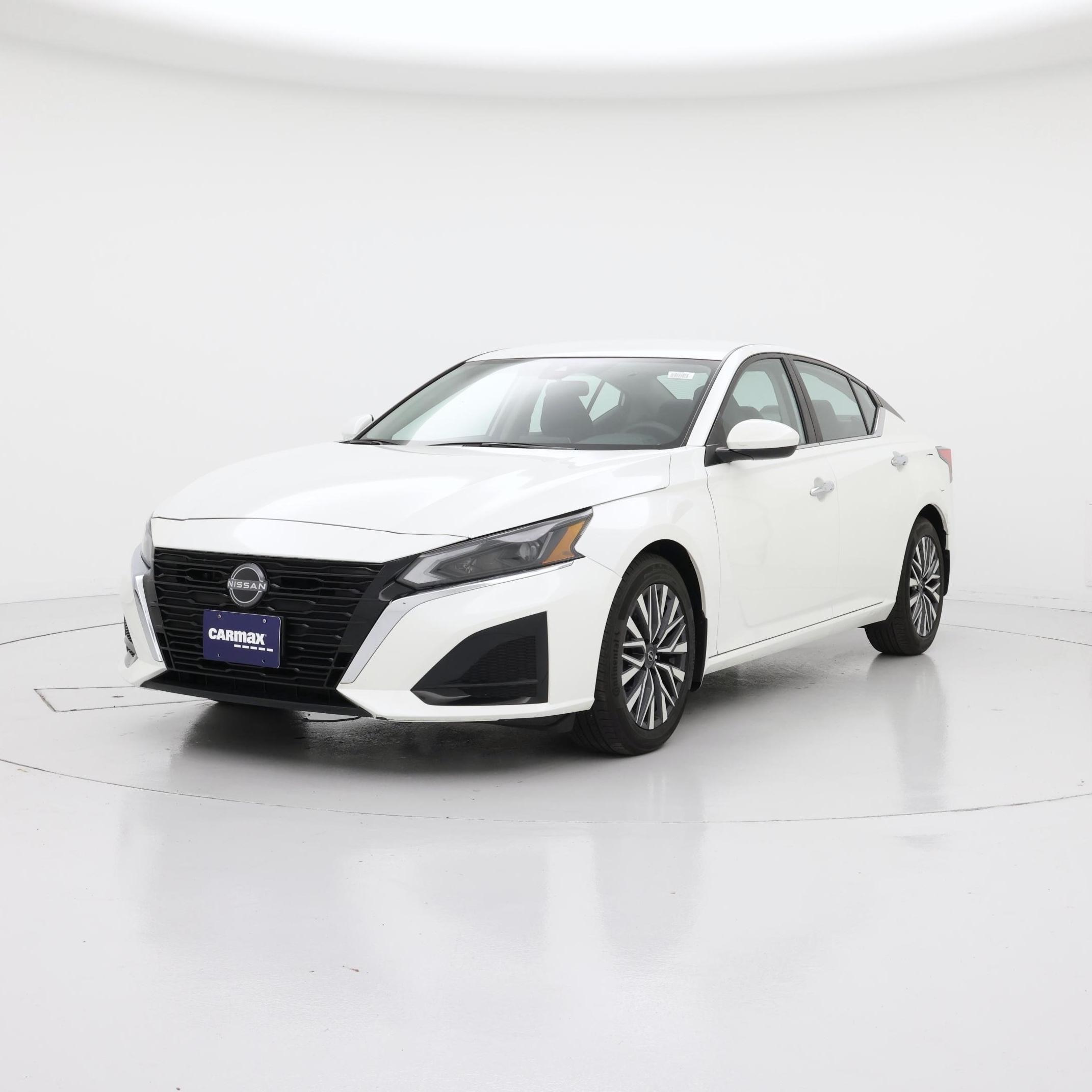 Thumbnail: 2023 Nissan Altima - 4