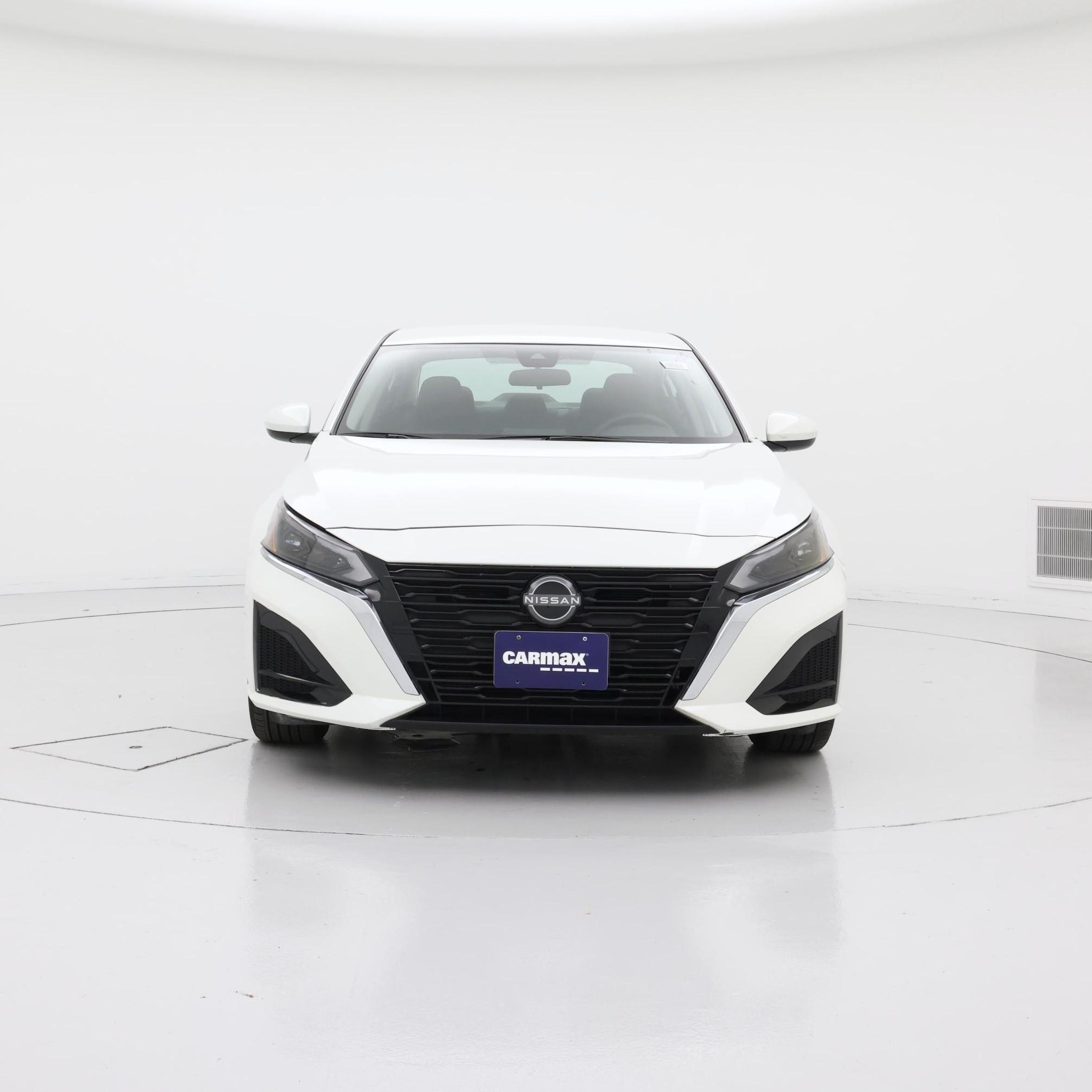 Thumbnail: 2023 Nissan Altima - 5