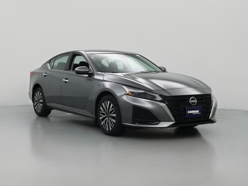2023 Nissan Altima SV