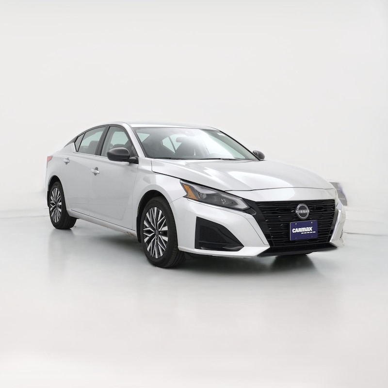 2024 Nissan Altima SV