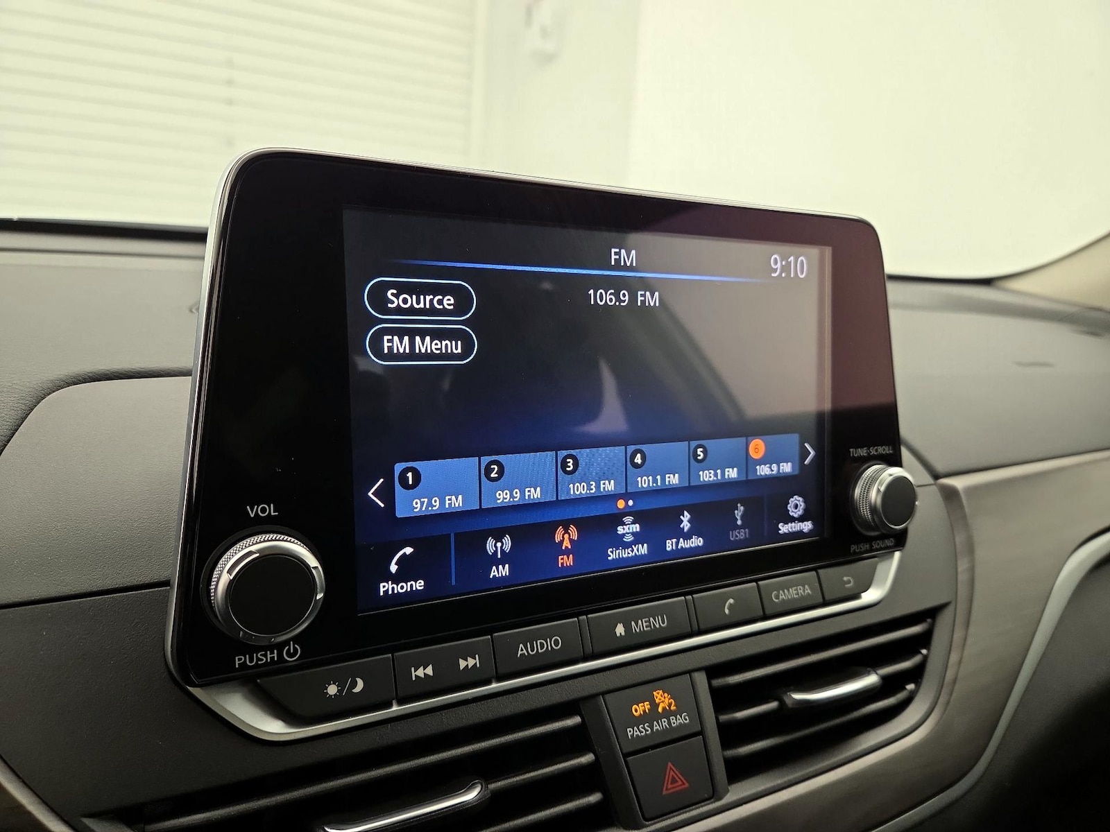 2024 Nissan Altima SV - Photo 16
