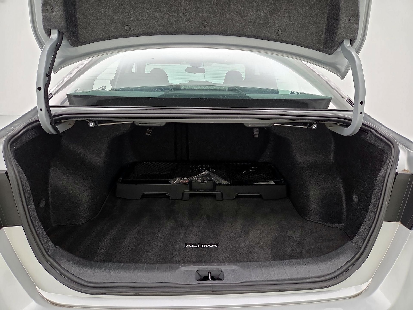 2024 Nissan Altima SV - Photo 21