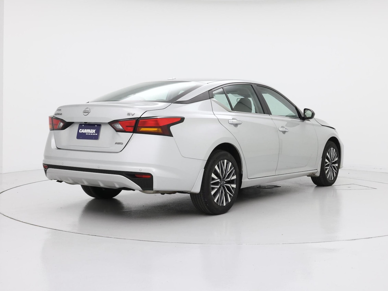2024 Nissan Altima SV - Photo 9