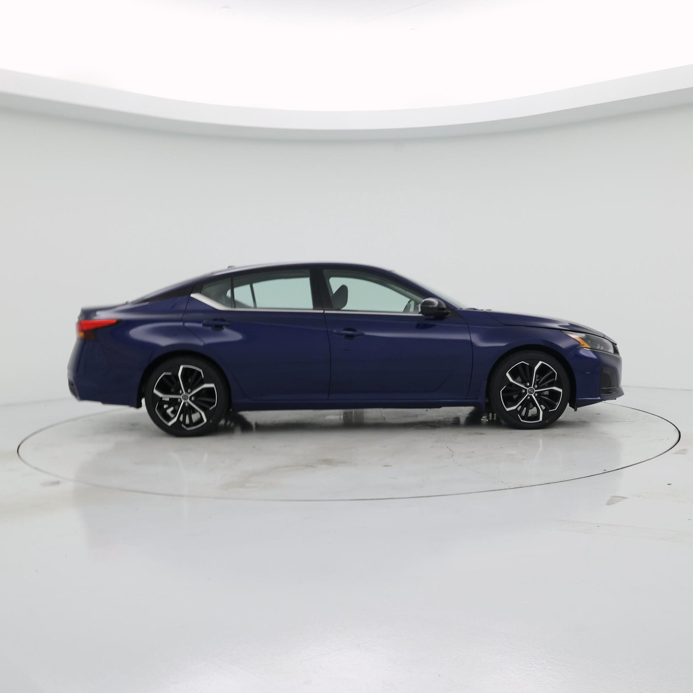 Thumbnail: 2024 Nissan Altima - 7