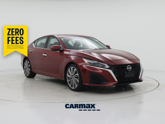 Red 2023 Nissan Altima Sedan Front-Wheel Drive Automatic
