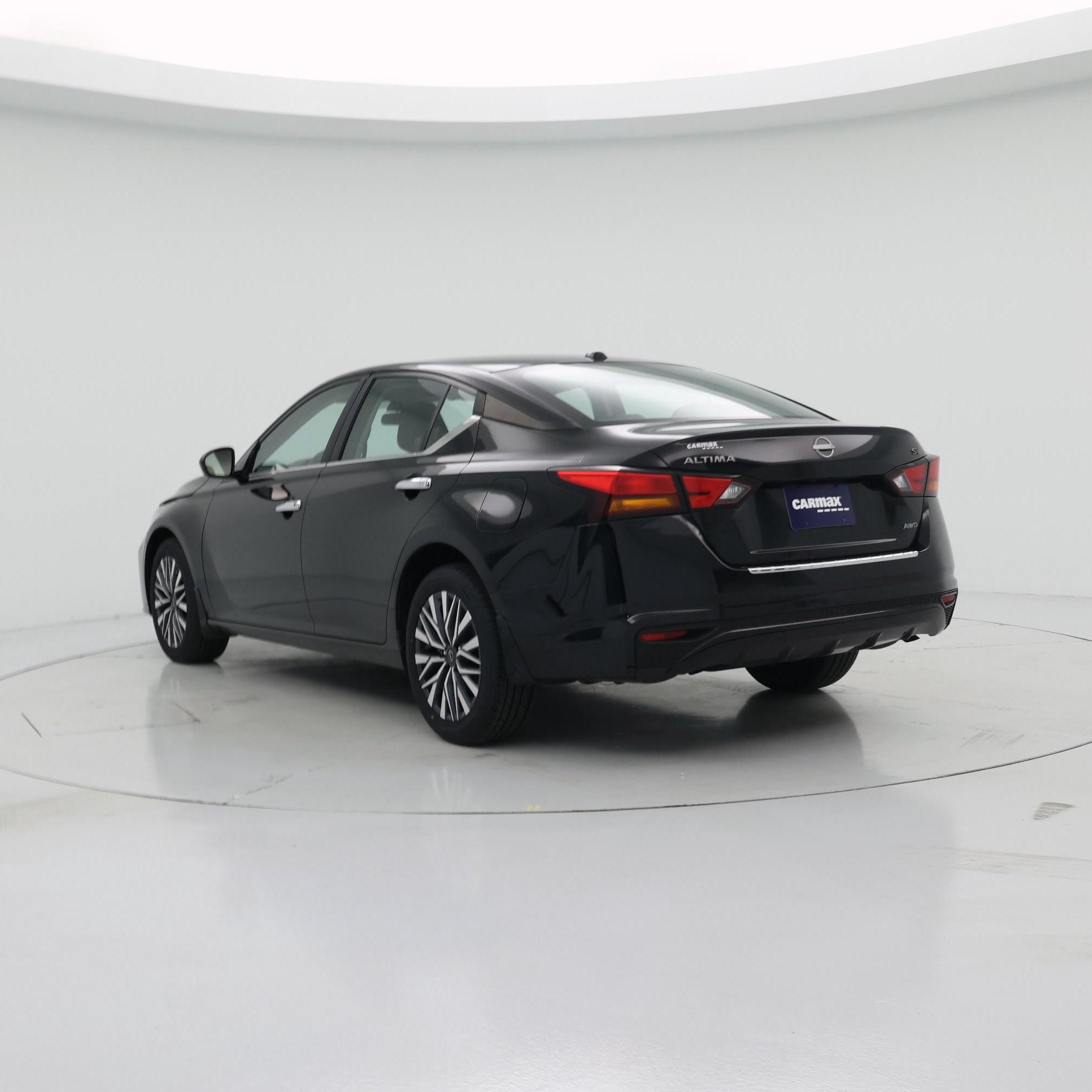 Thumbnail: 2023 Nissan Altima - 2