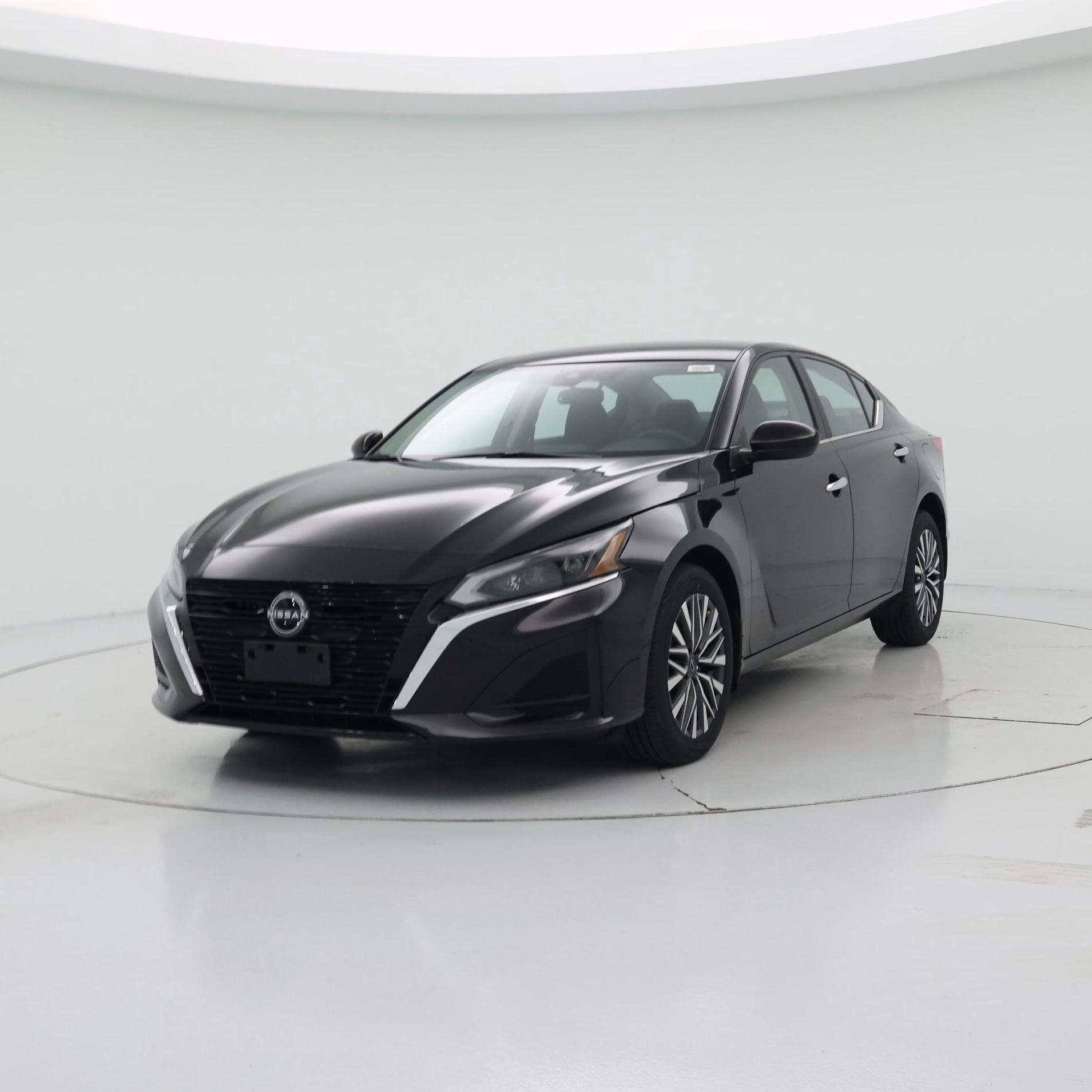 Thumbnail: 2023 Nissan Altima - 4