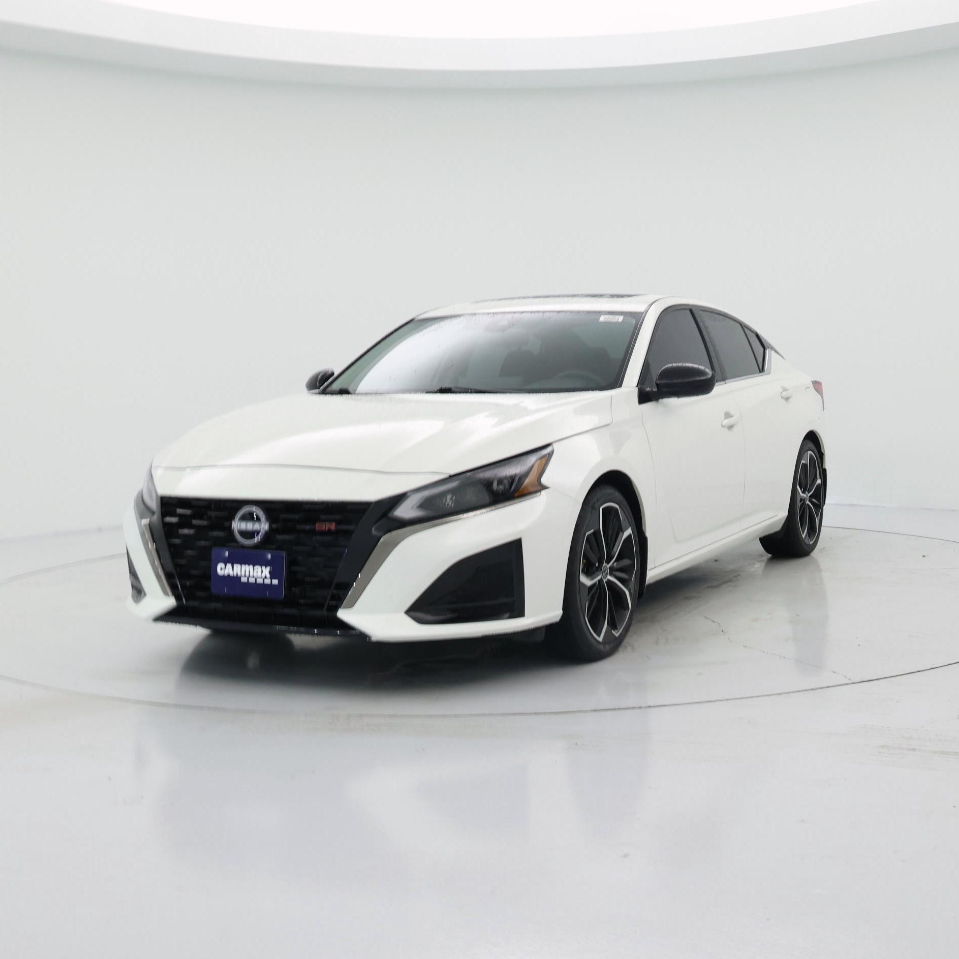 Thumbnail: 2023 Nissan Altima - 4