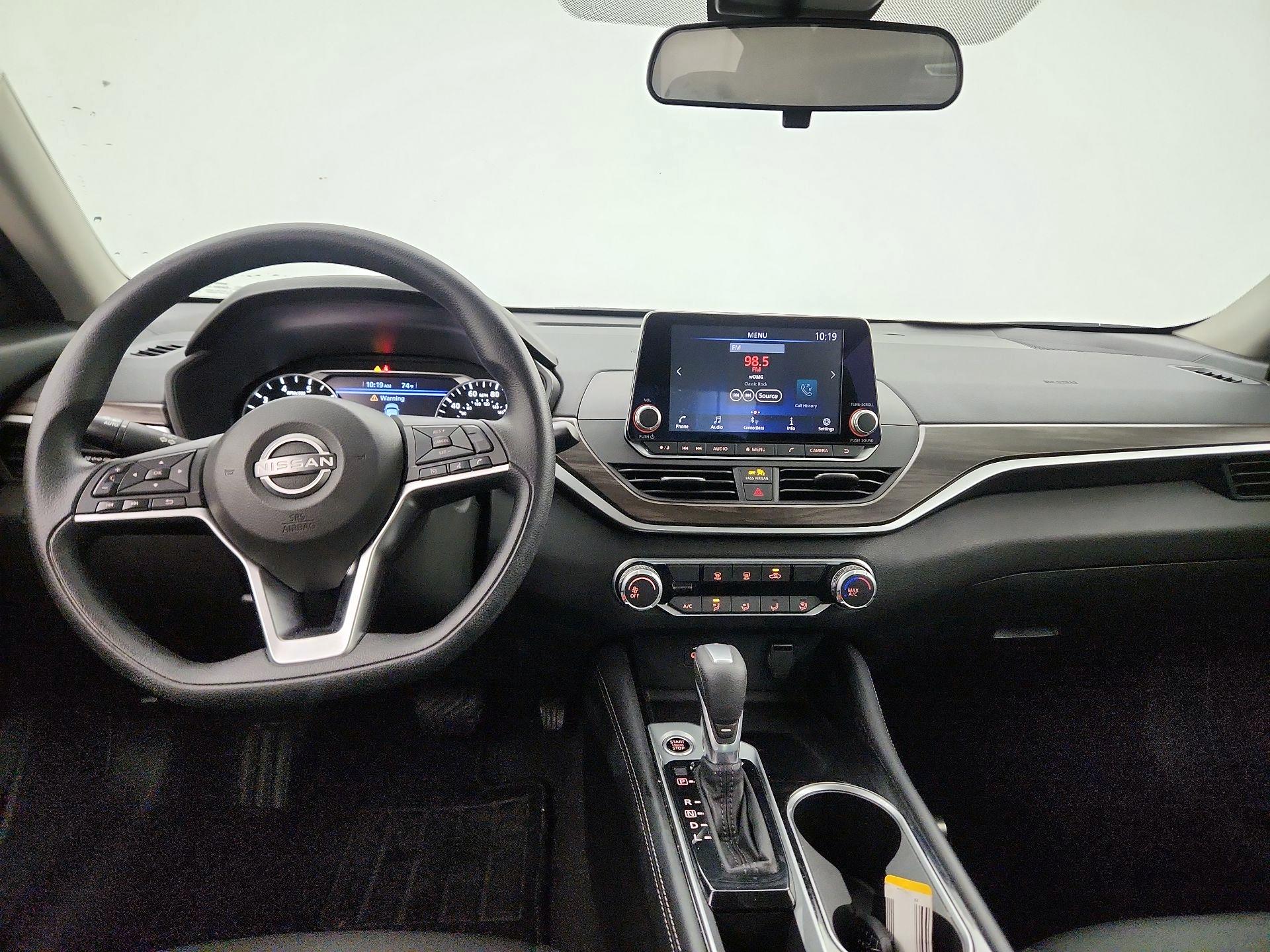 Thumbnail: 2023 Nissan Altima - 9