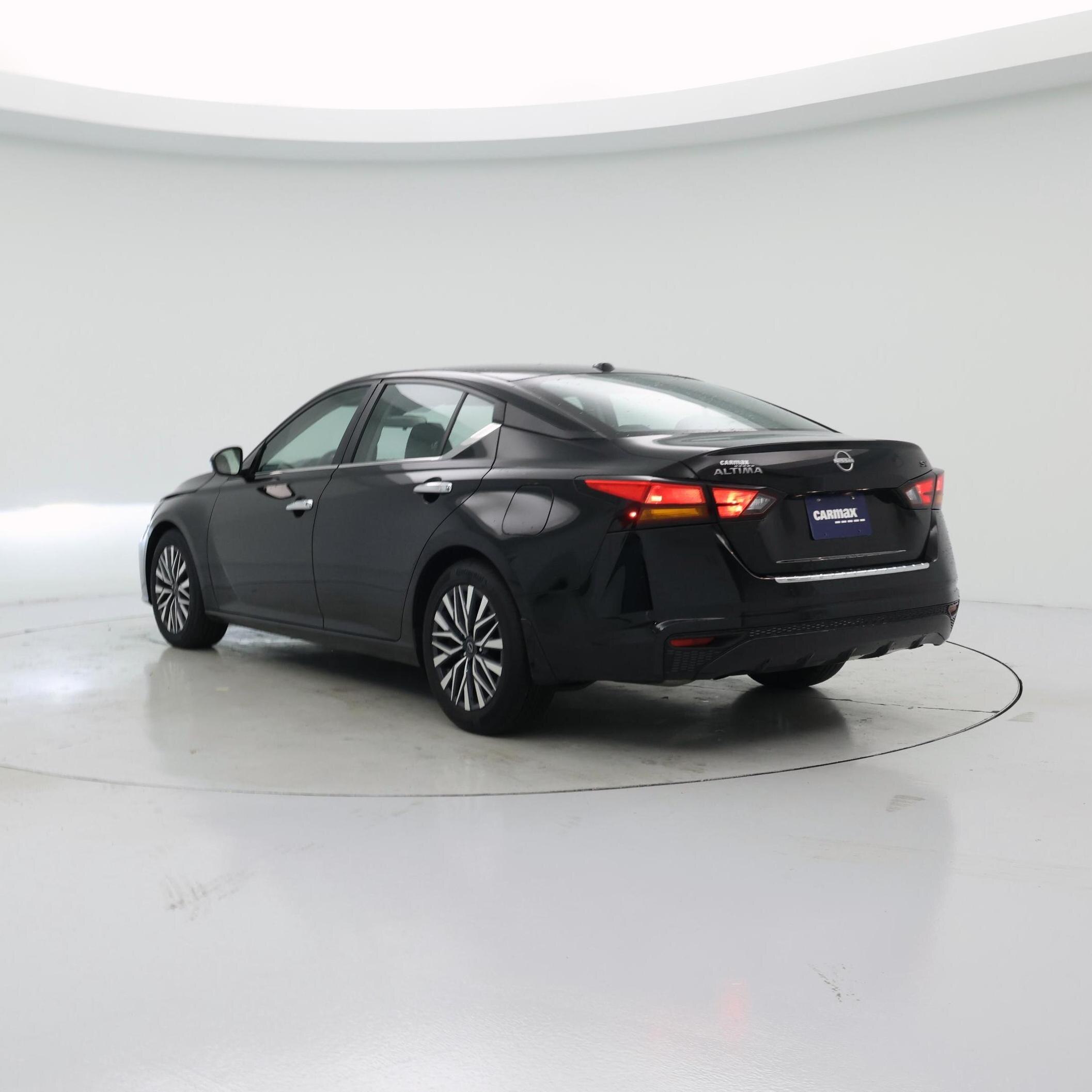 Thumbnail: 2023 Nissan Altima - 2