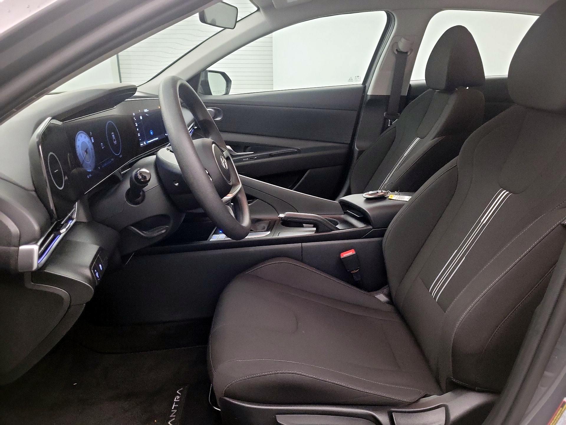 Thumbnail: 2024 Hyundai Elantra - 9