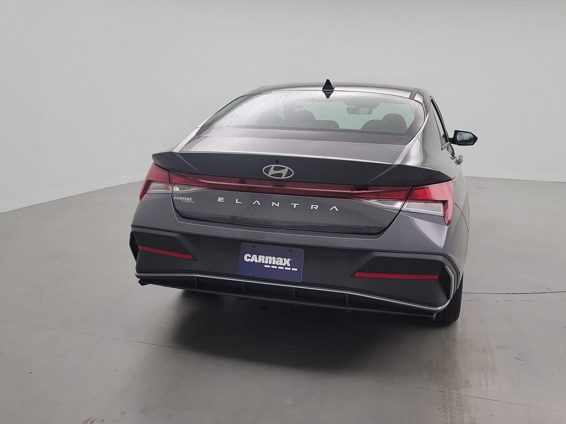 Thumbnail: 2024 Hyundai Elantra - 6
