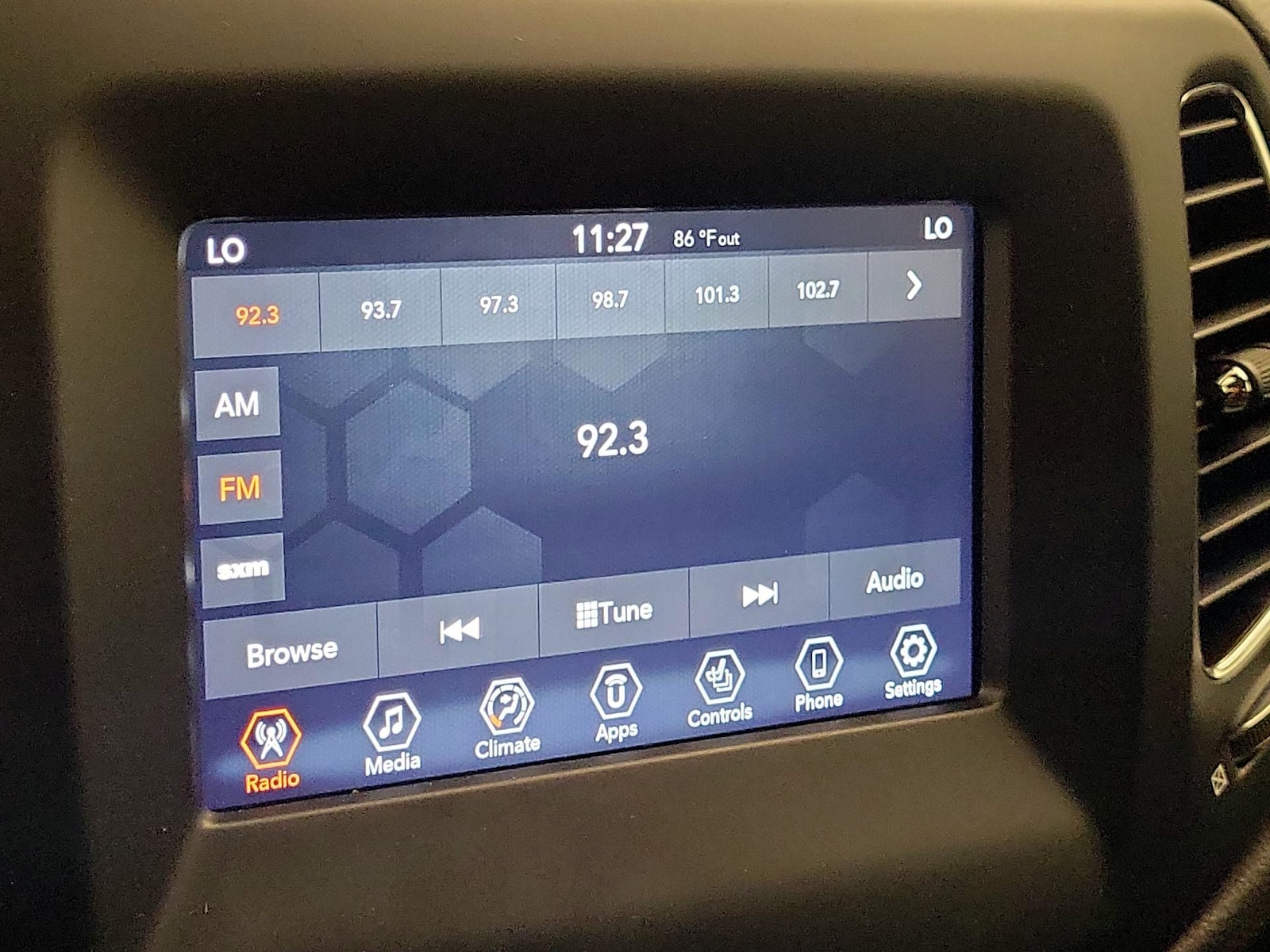 2021 Jeep Compass Latitude - Photo 16