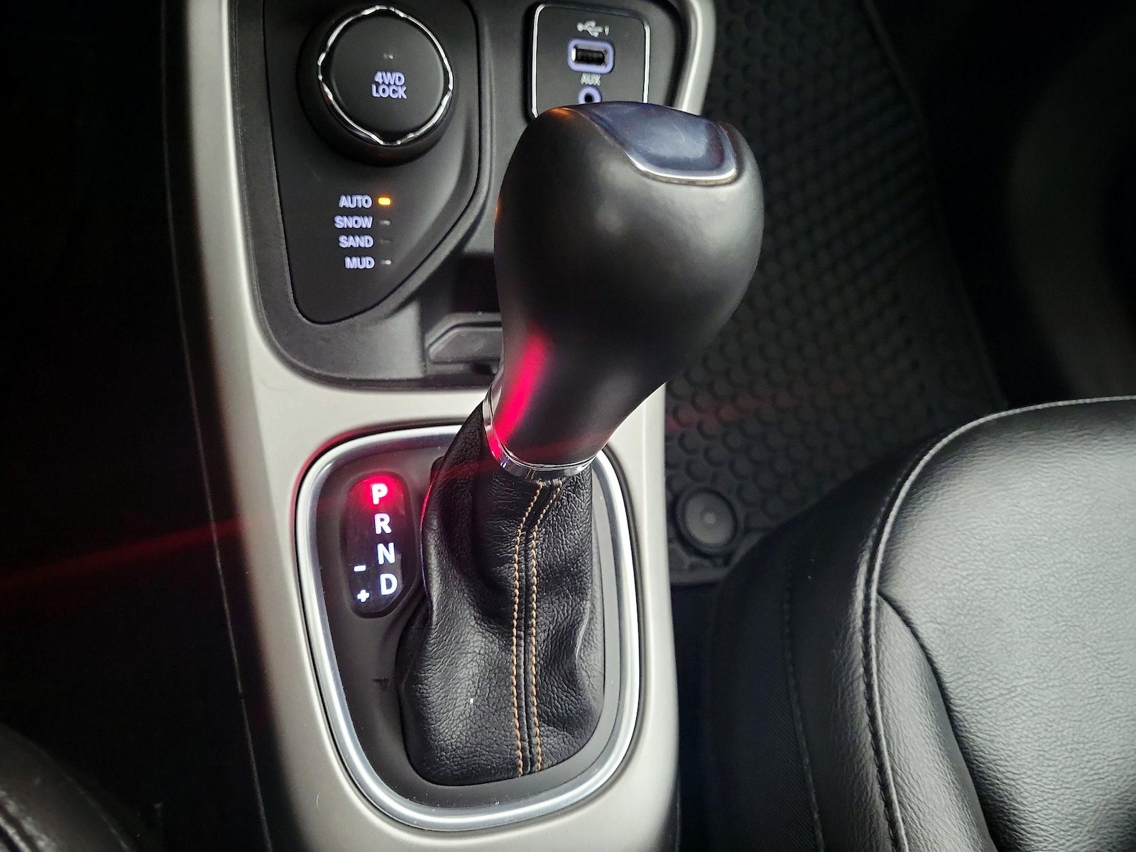 2021 Jeep Compass Latitude - Photo 18
