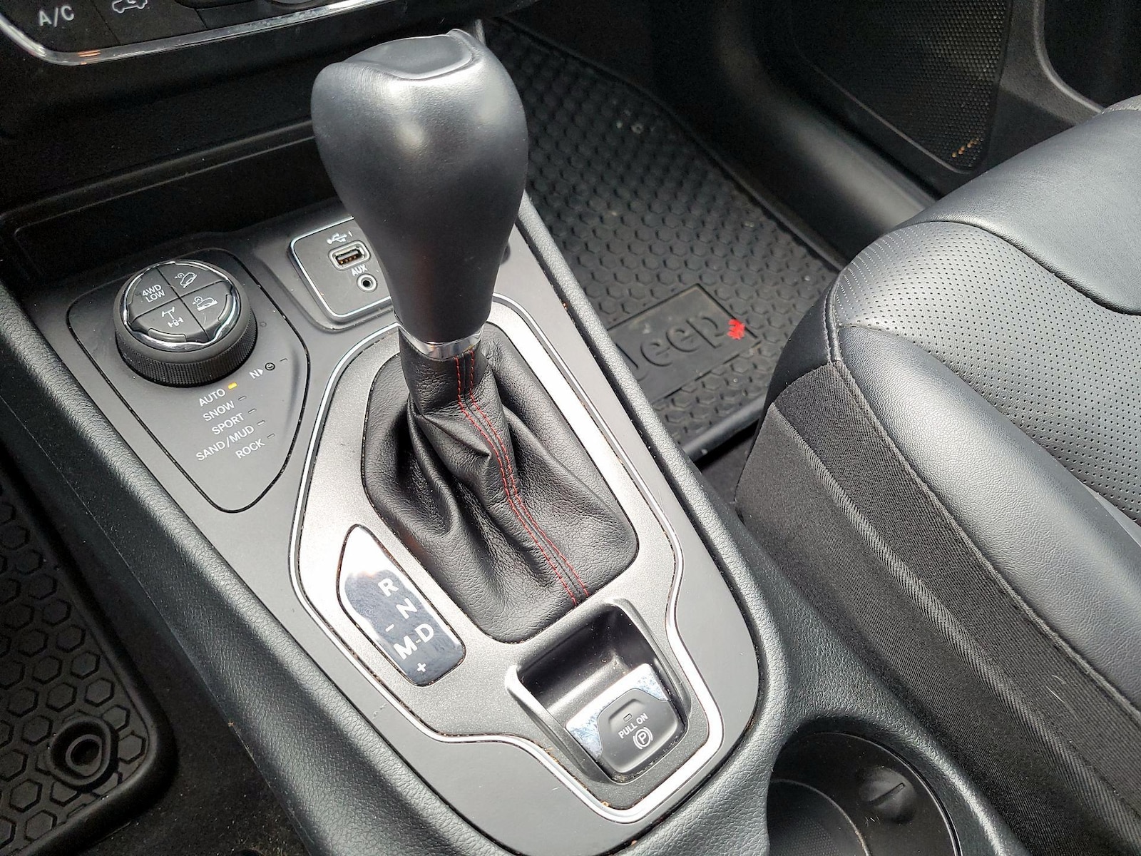 2022 Jeep Cherokee Trailhawk - Photo 16