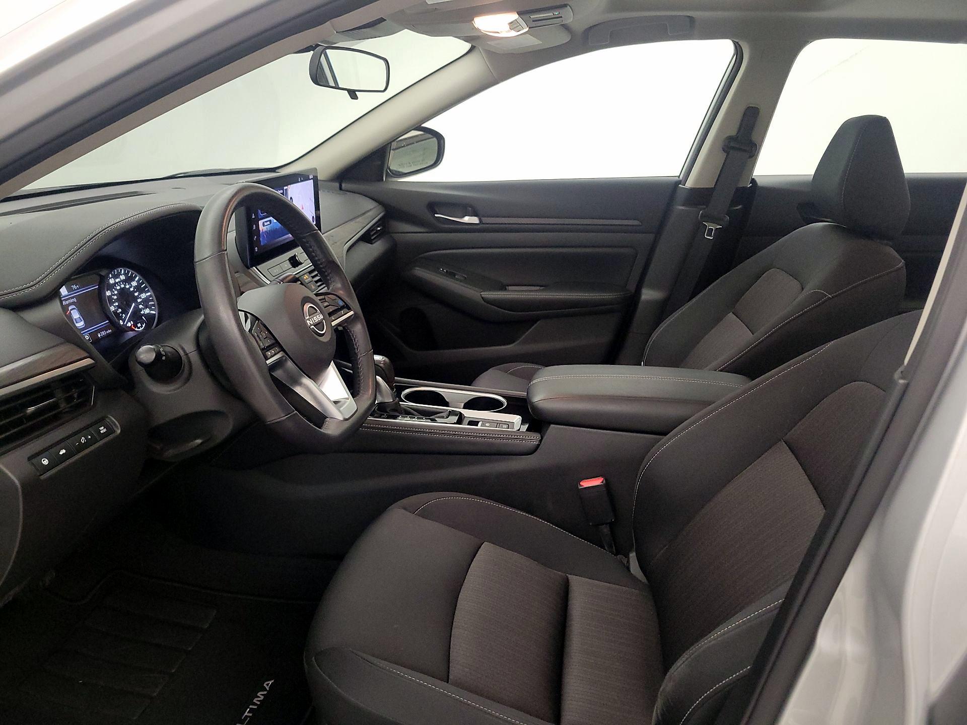 Thumbnail: 2024 Nissan Altima - 9