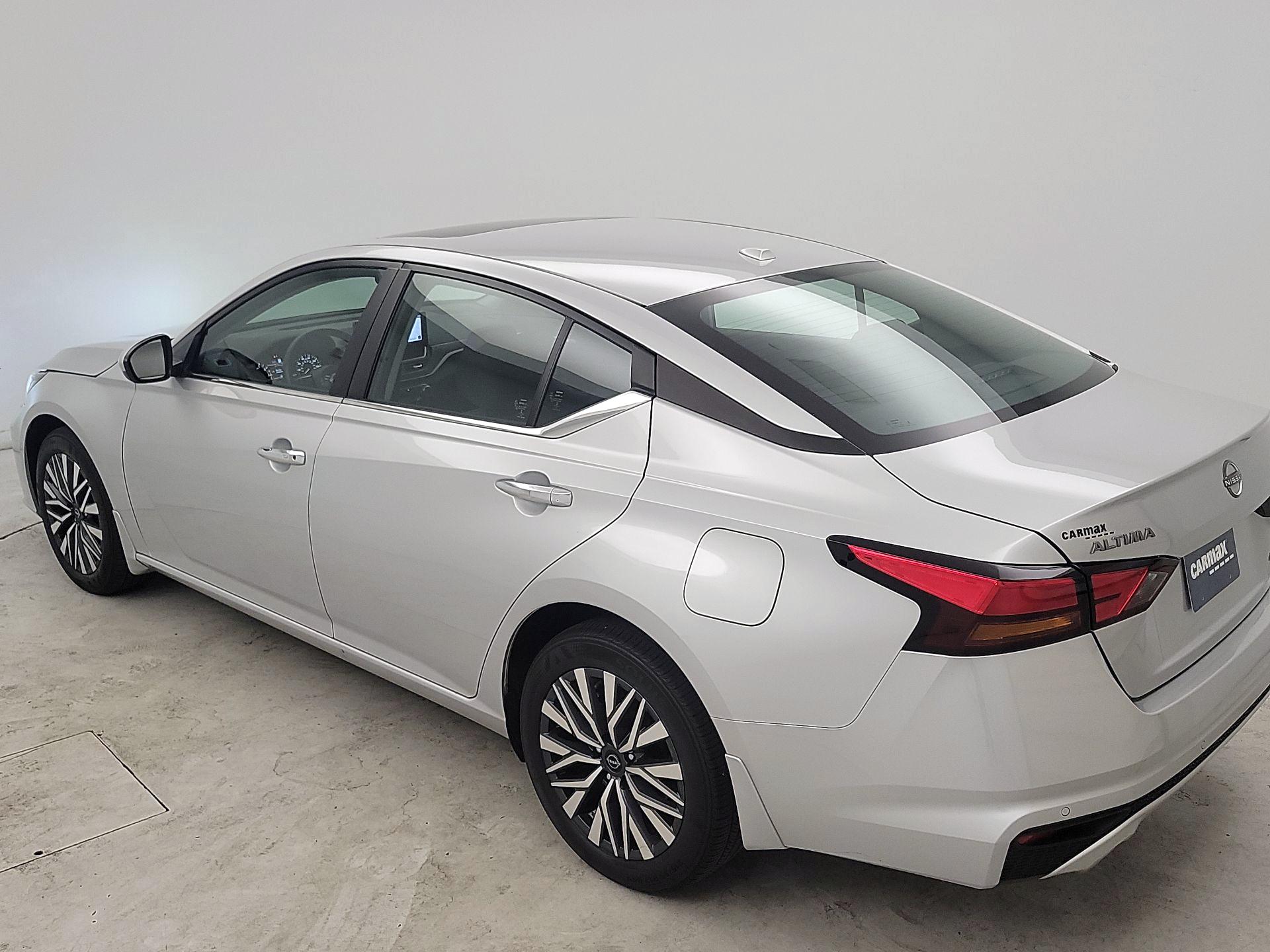 Thumbnail: 2024 Nissan Altima - 7