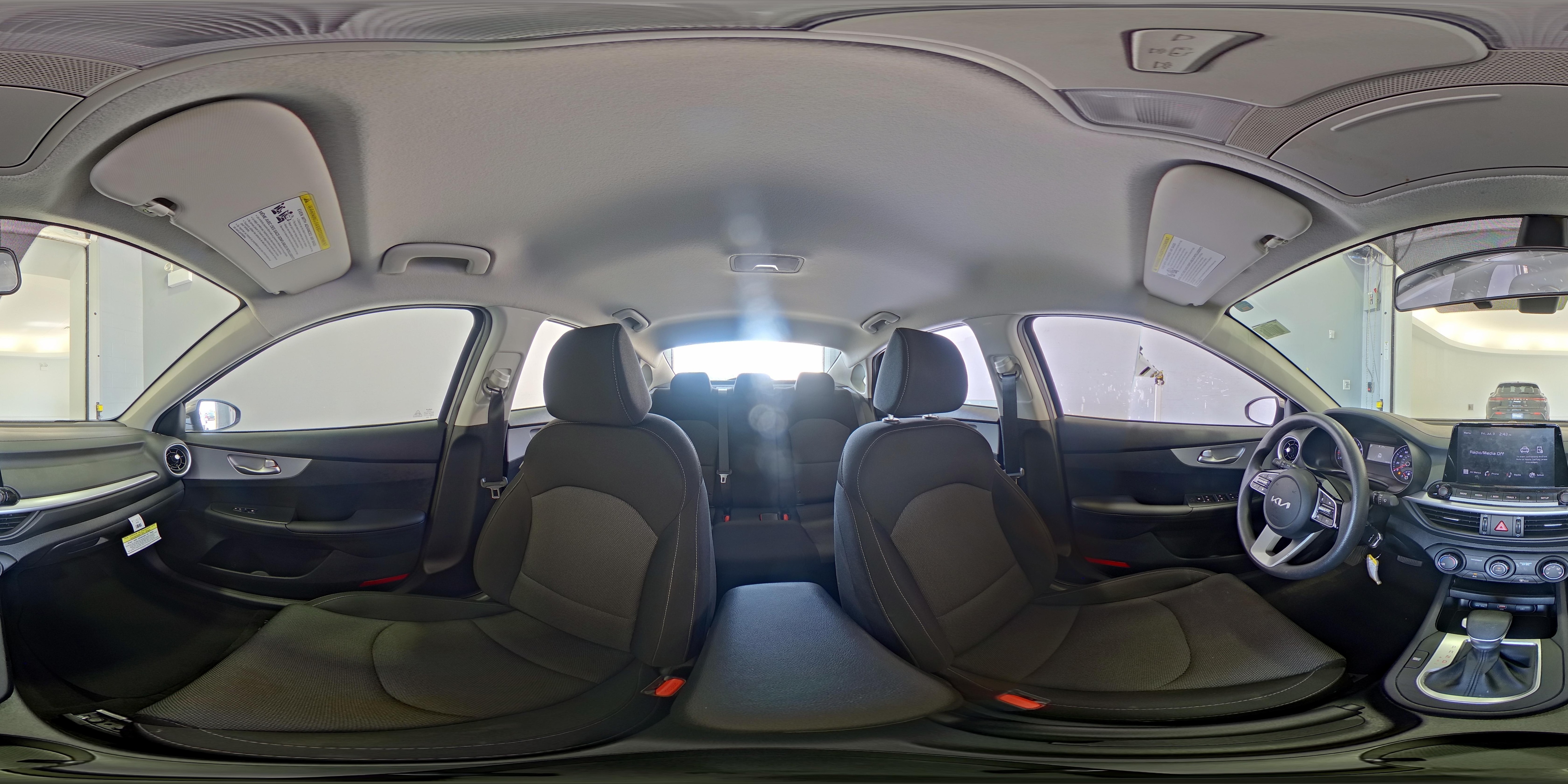 2024 Kia Forte LXS - Photo 24