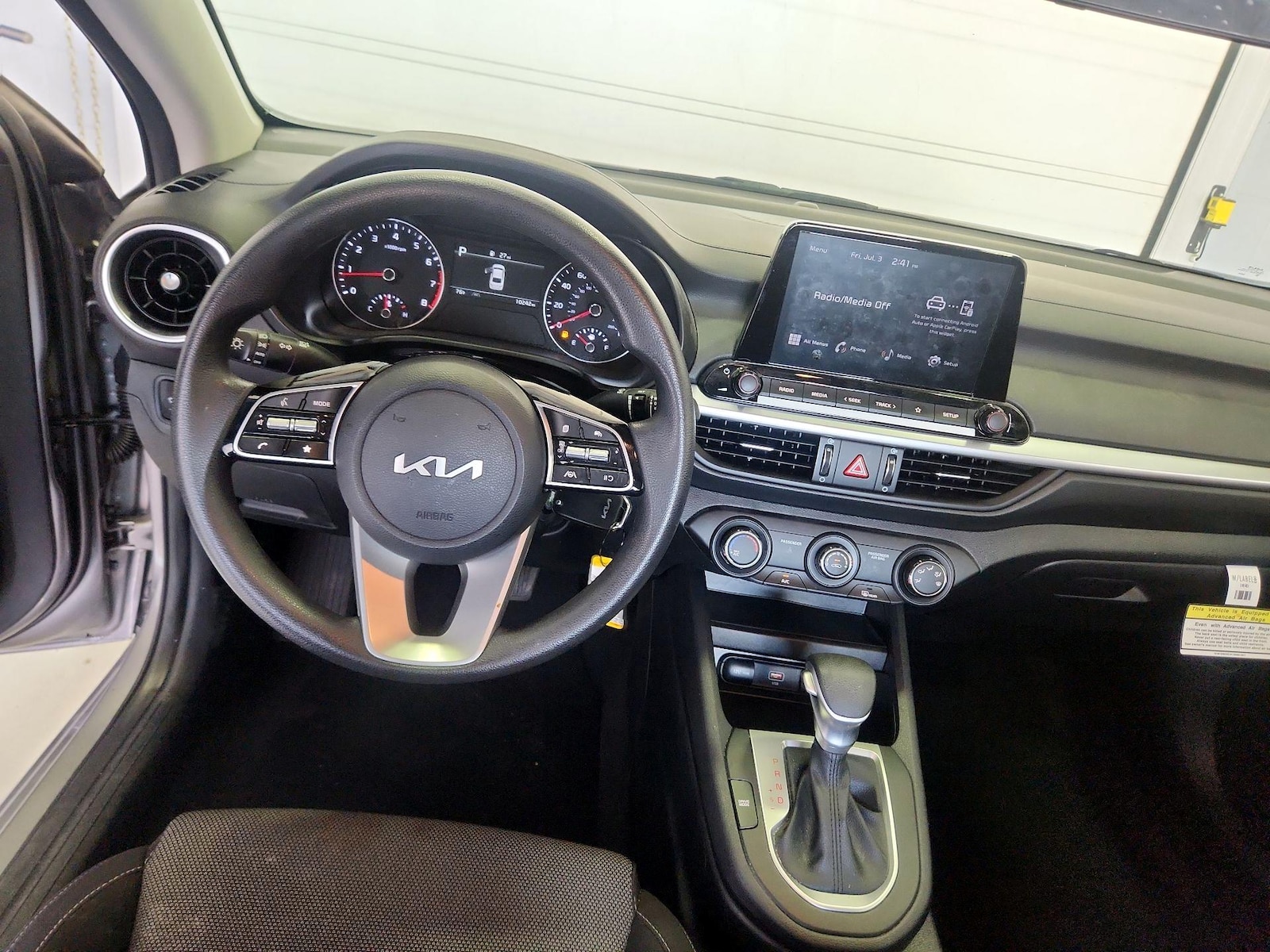 2024 Kia Forte LXS - Photo 10