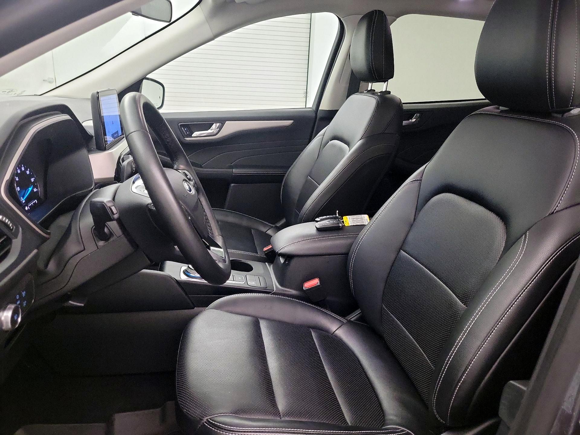 Thumbnail: 2022 Ford Escape - 11