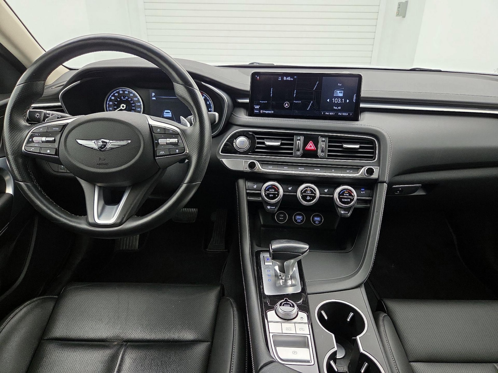 2022 GENESIS G70 Standard - Photo 10