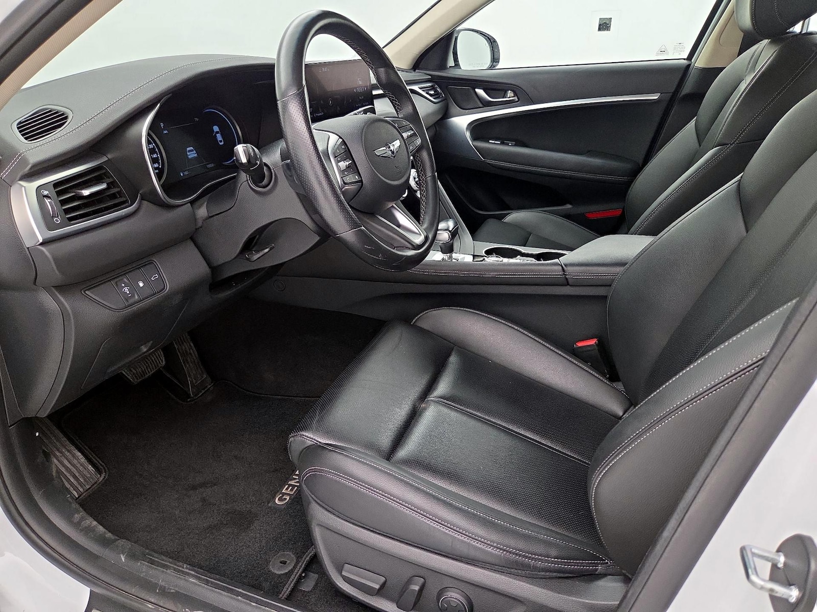 2022 GENESIS G70 Standard - Photo 12