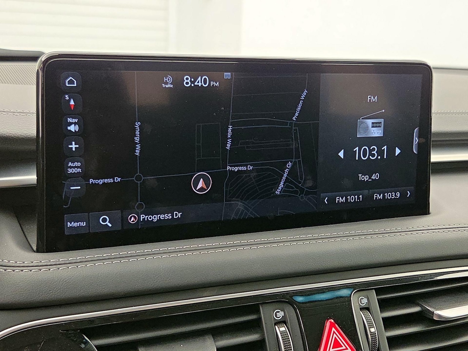 2022 GENESIS G70 Standard - Photo 15