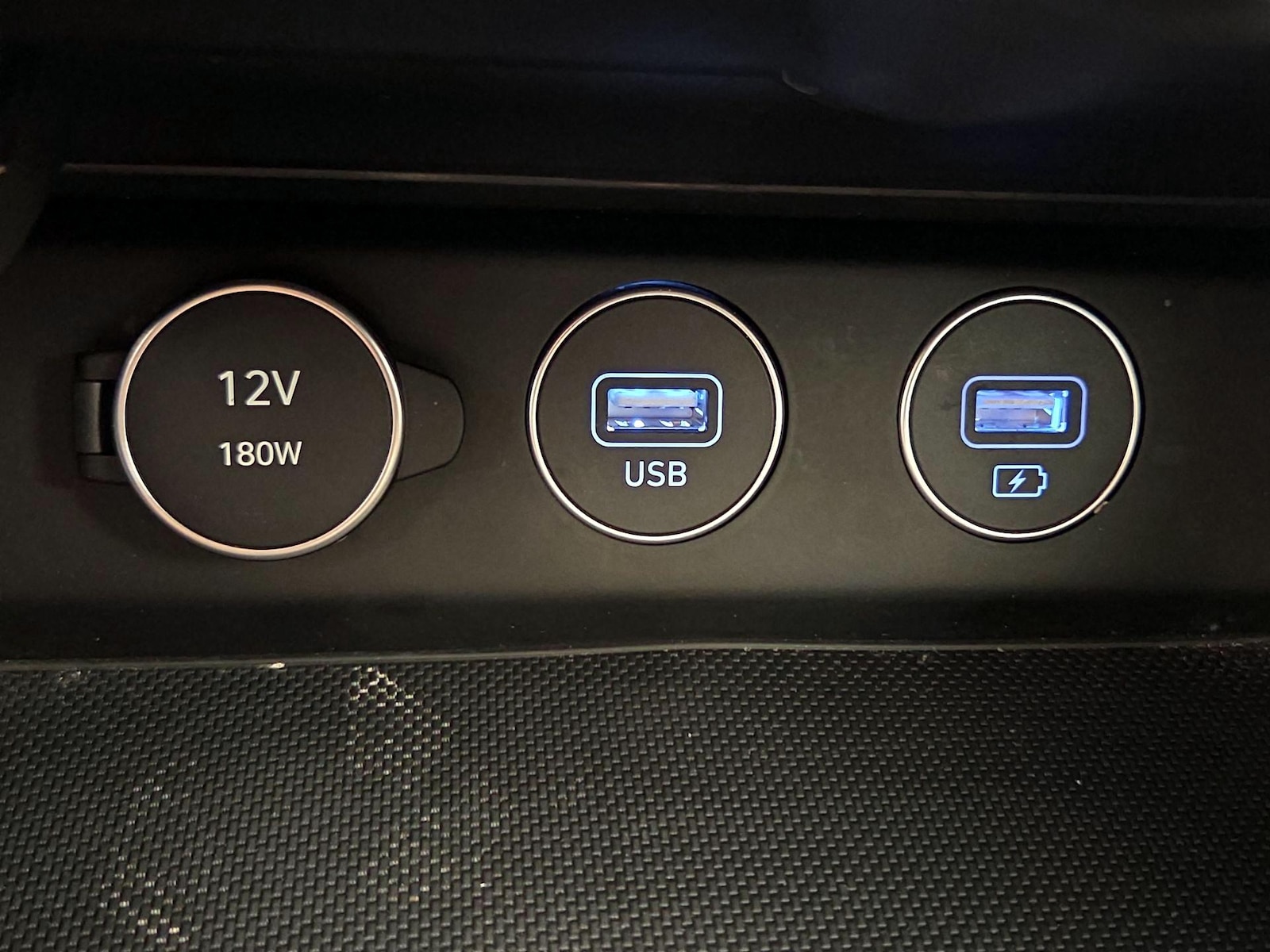 2022 GENESIS G70 Standard - Photo 20