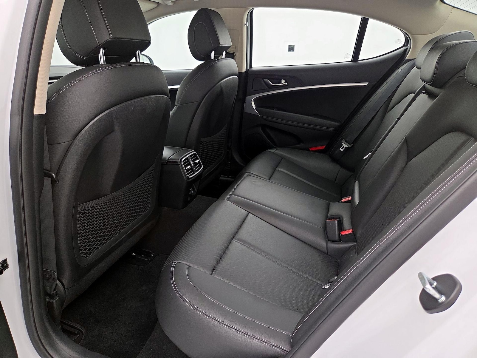 2022 GENESIS G70 Standard - Photo 21