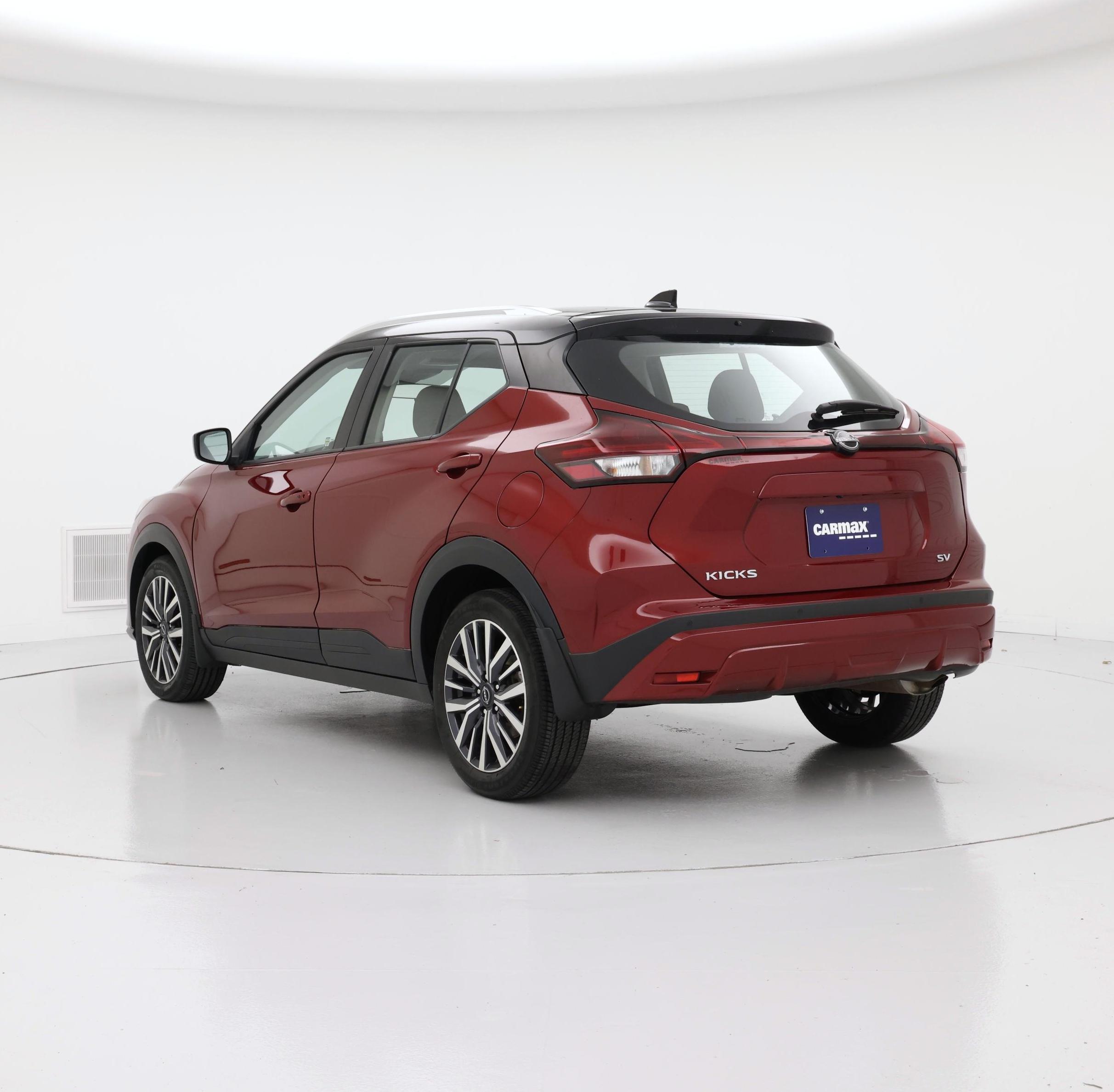 Thumbnail: 2024 Nissan Kicks - 2