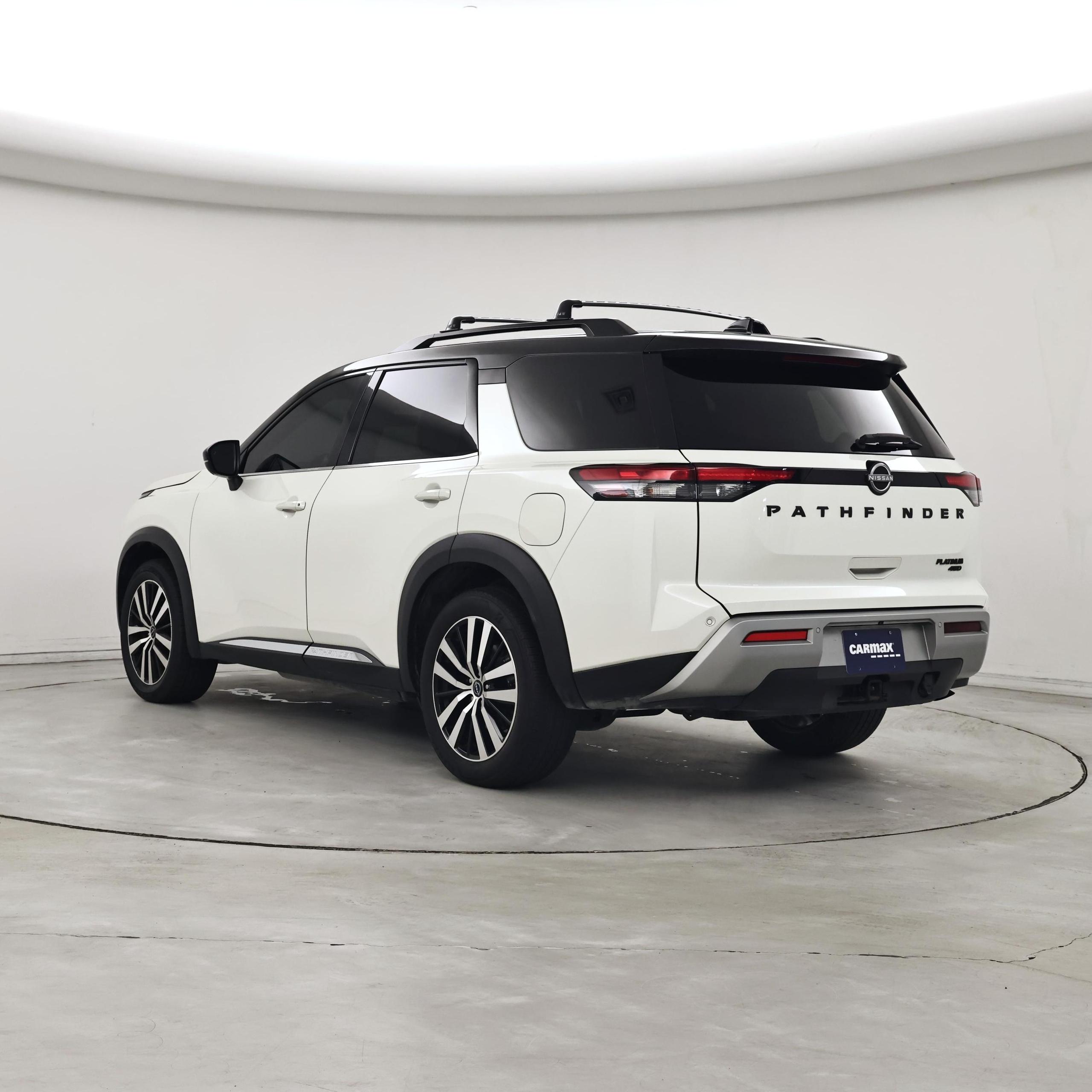 Thumbnail: 2023 Nissan Pathfinder - 2