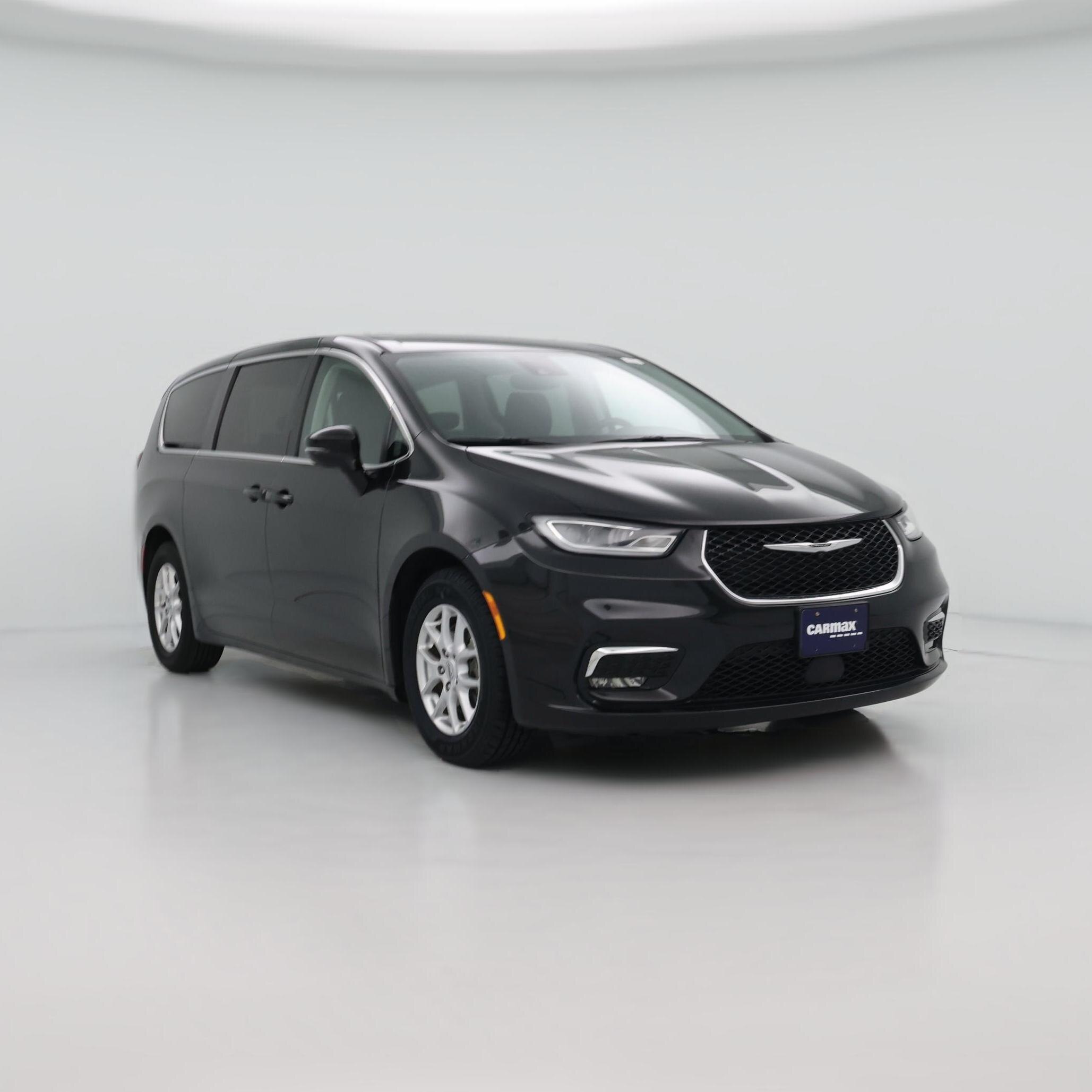 Thumbnail: 2024 Chrysler Pacifica - 1