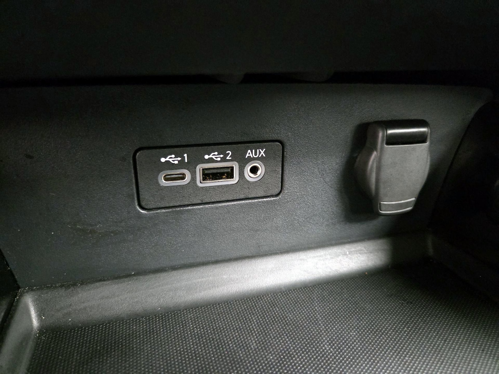 2023 Nissan Altima SV - Photo 19