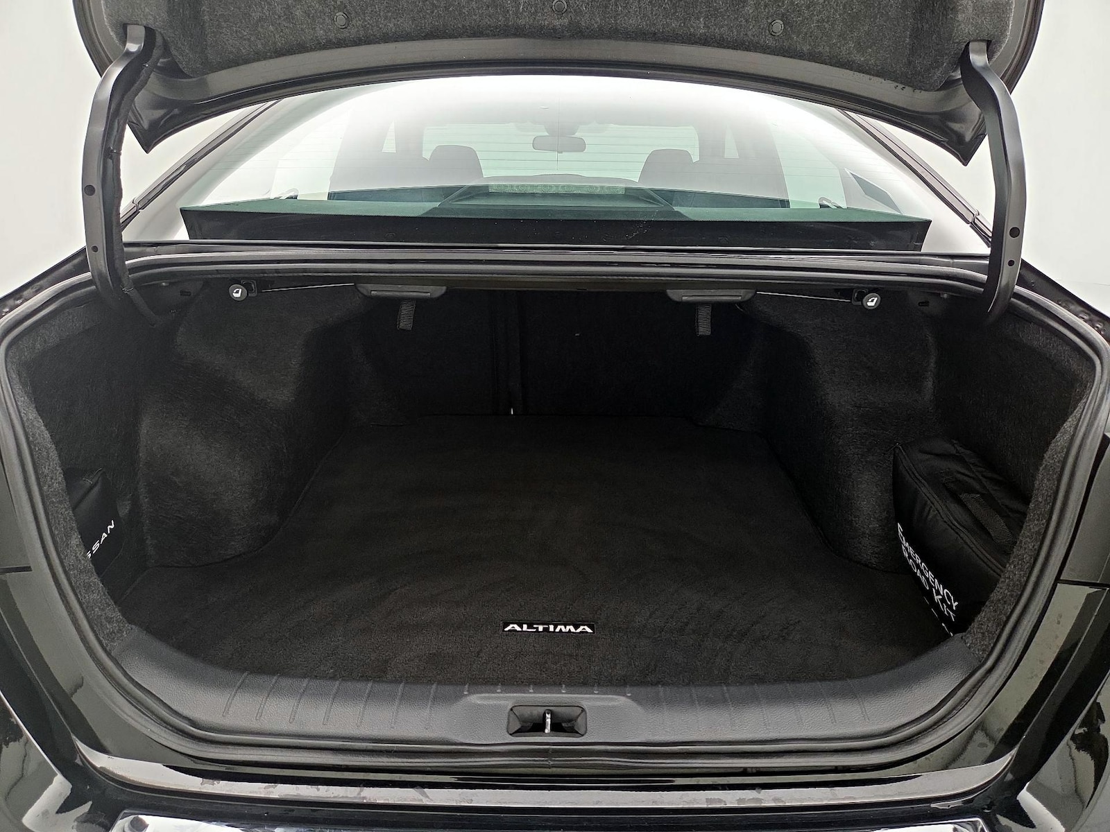 2023 Nissan Altima SV - Photo 21