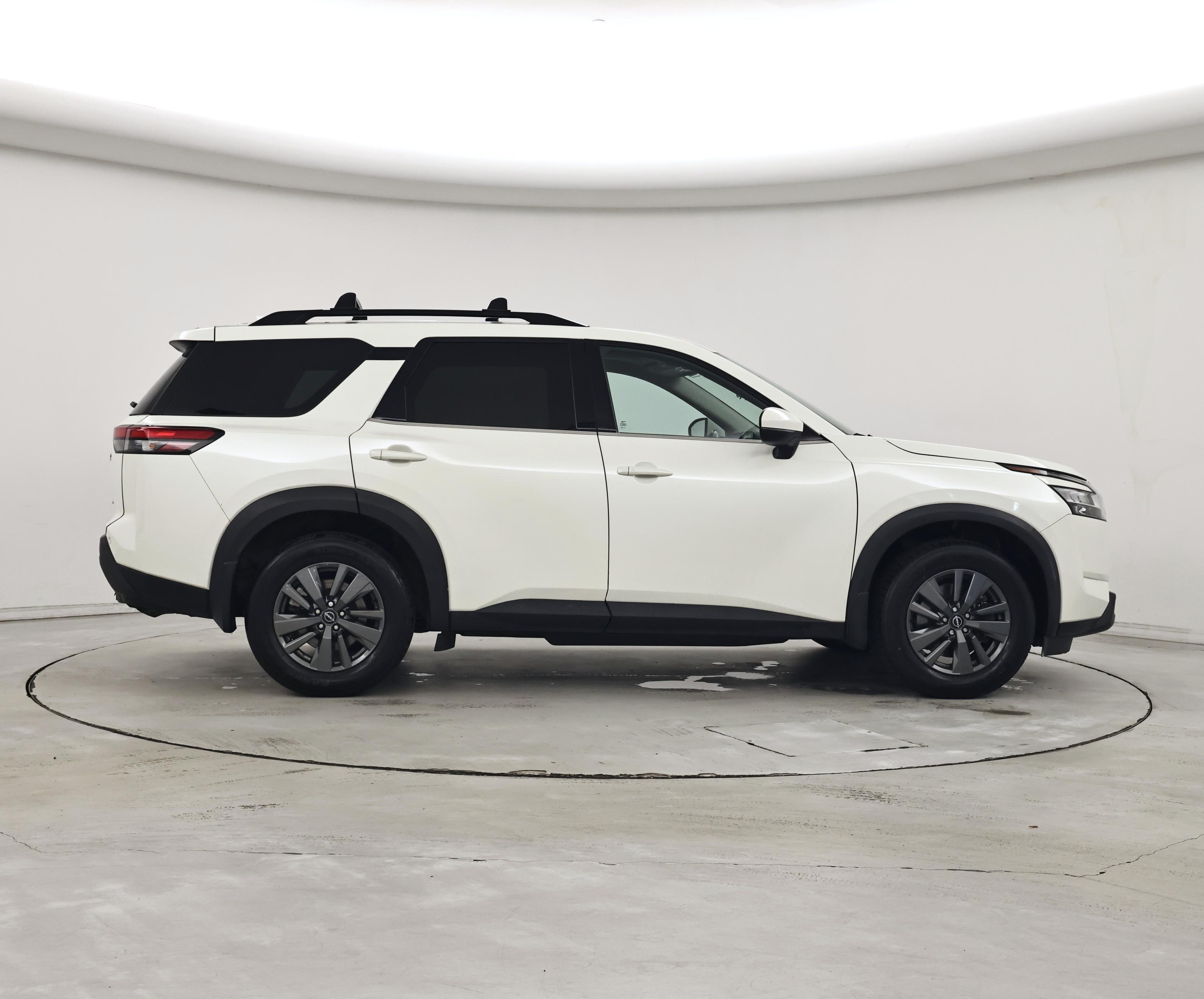 Thumbnail: 2022 Nissan Pathfinder - 7