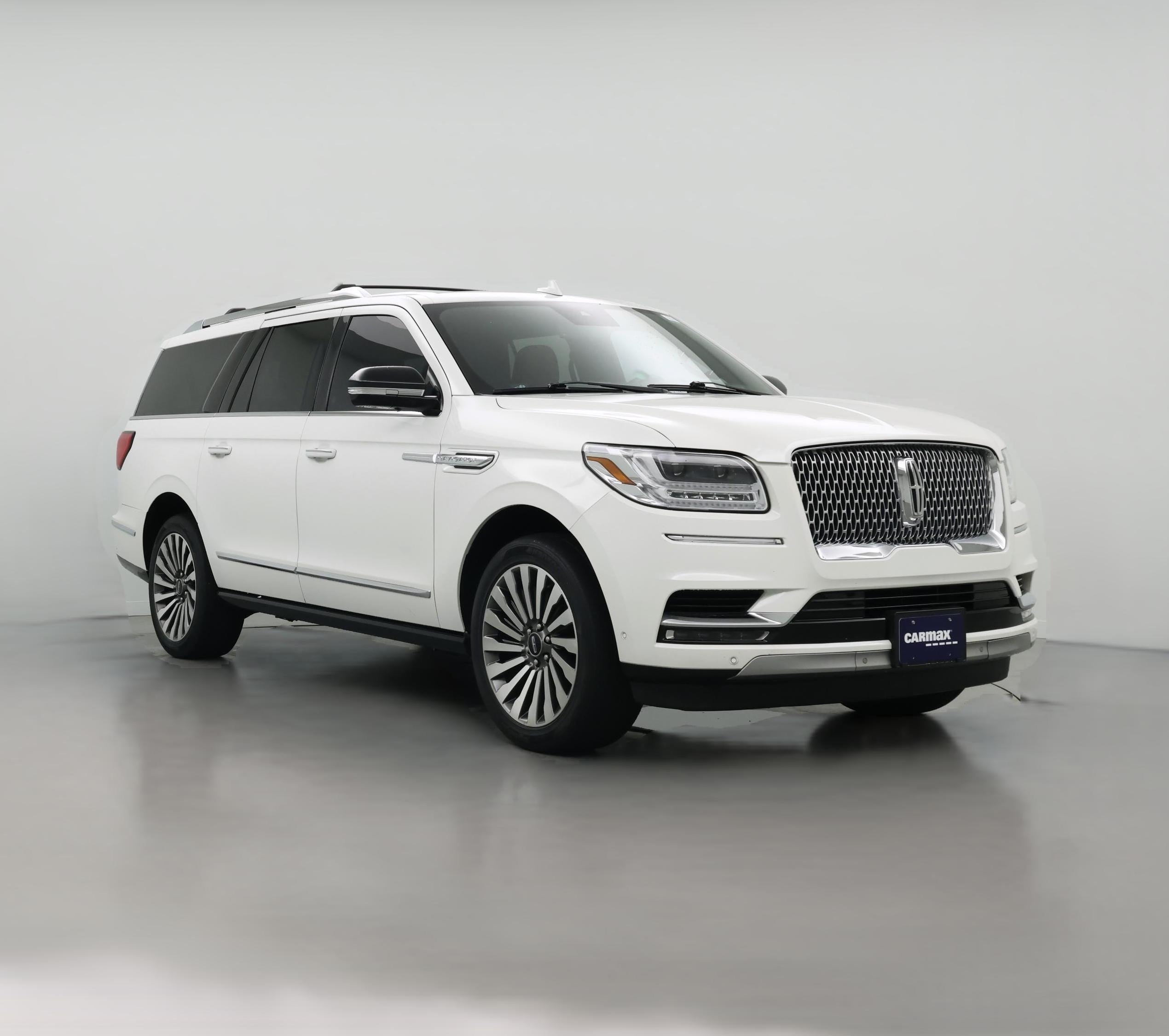 Thumbnail: 2021 Lincoln Navigator L - 1