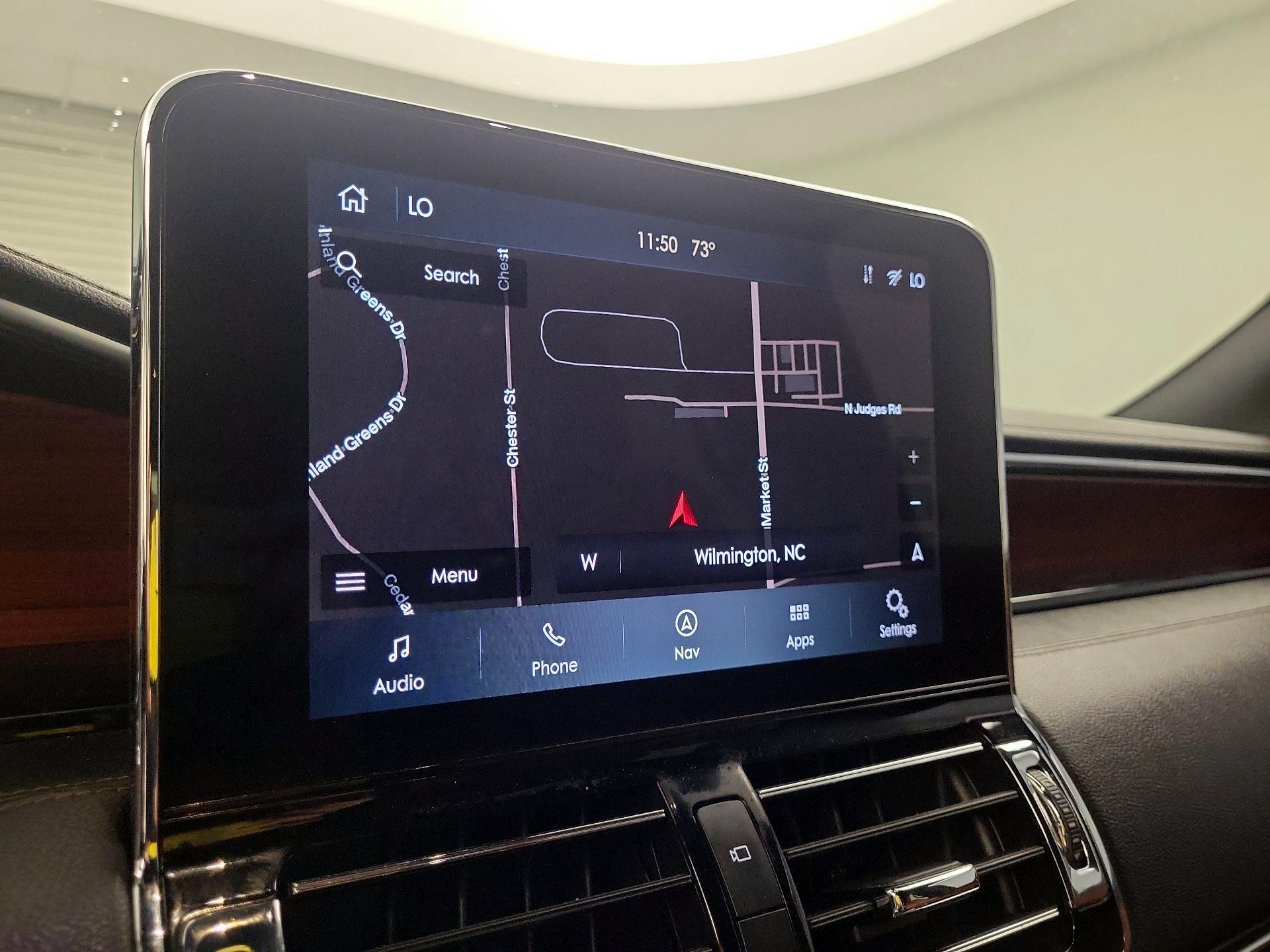 Thumbnail: 2021 Lincoln Navigator L - 14