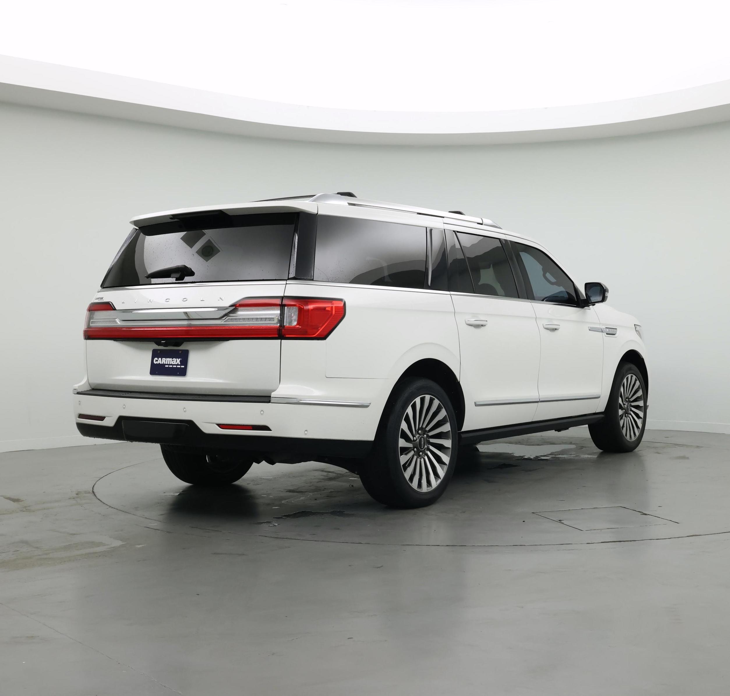 Thumbnail: 2021 Lincoln Navigator L - 8