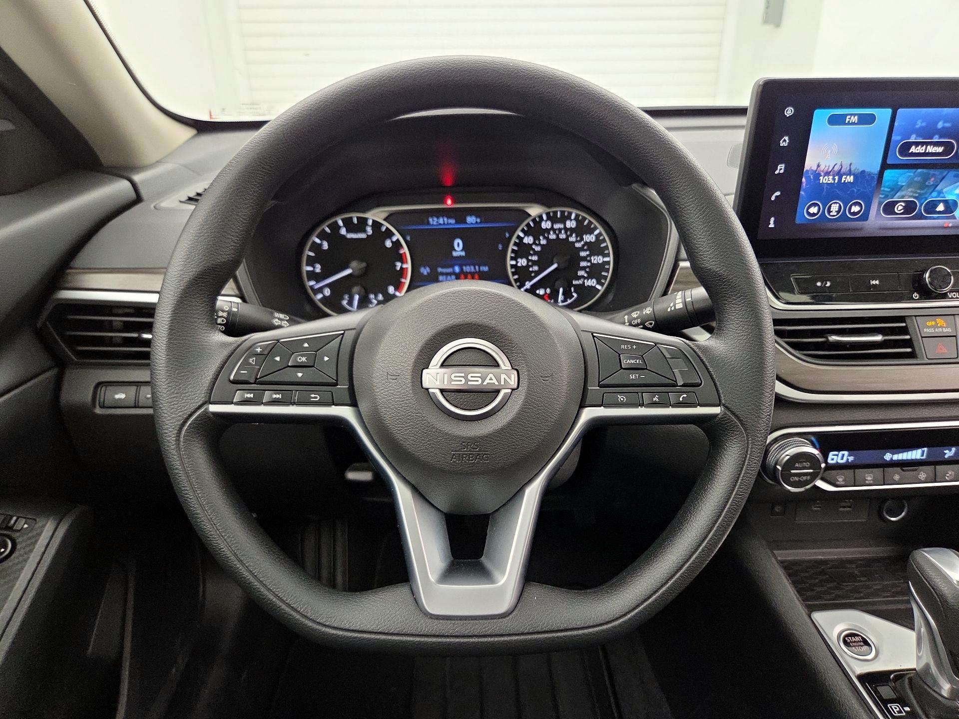 Thumbnail: 2025 Nissan Altima - 10