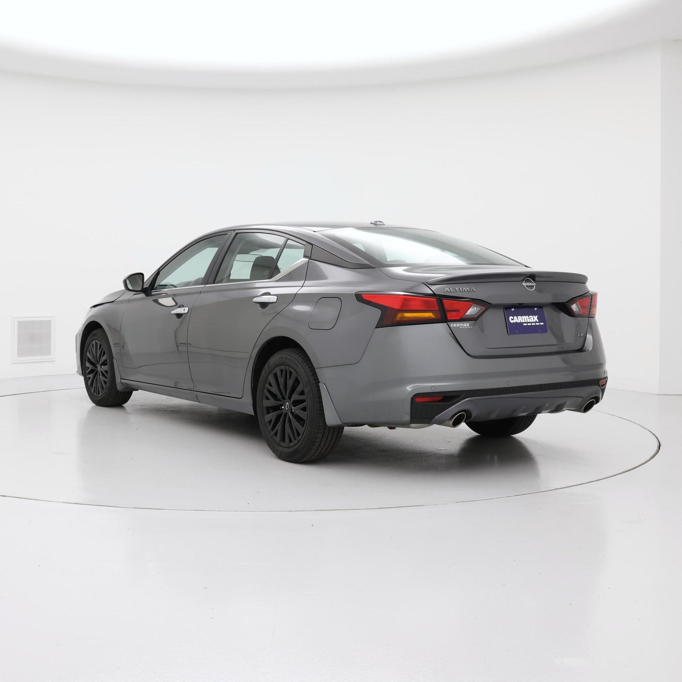 Thumbnail: 2025 Nissan Altima - 2