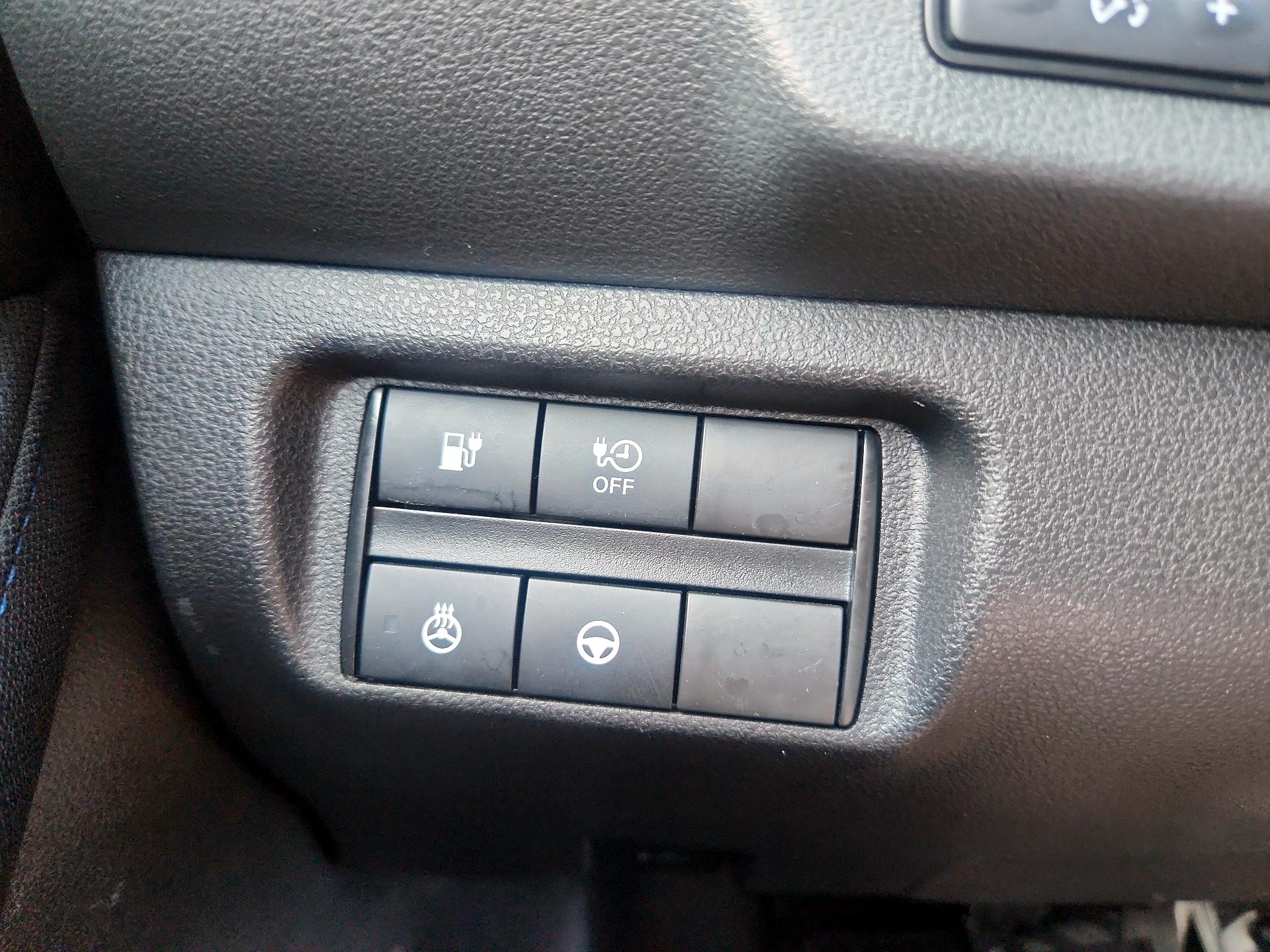 Thumbnail: 2024 Nissan Leaf - 13